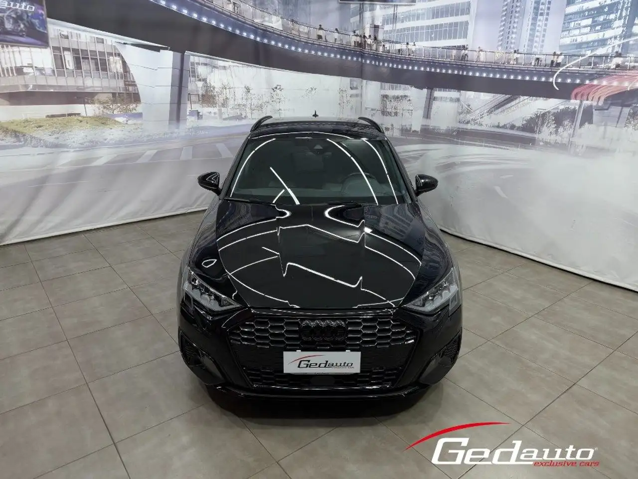 Audi A3 SPB 30 TFSI SPORTBACK S tronic black edition NAVI, миниатюра 2