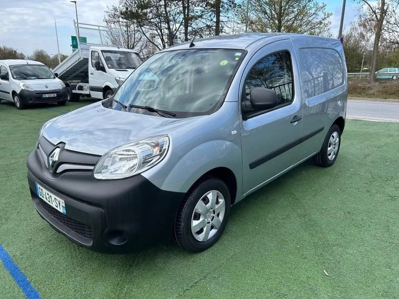 Renault Kangoo (7.990 HT) 1.5 BLUEDCI 95ch GRAND CONFOR