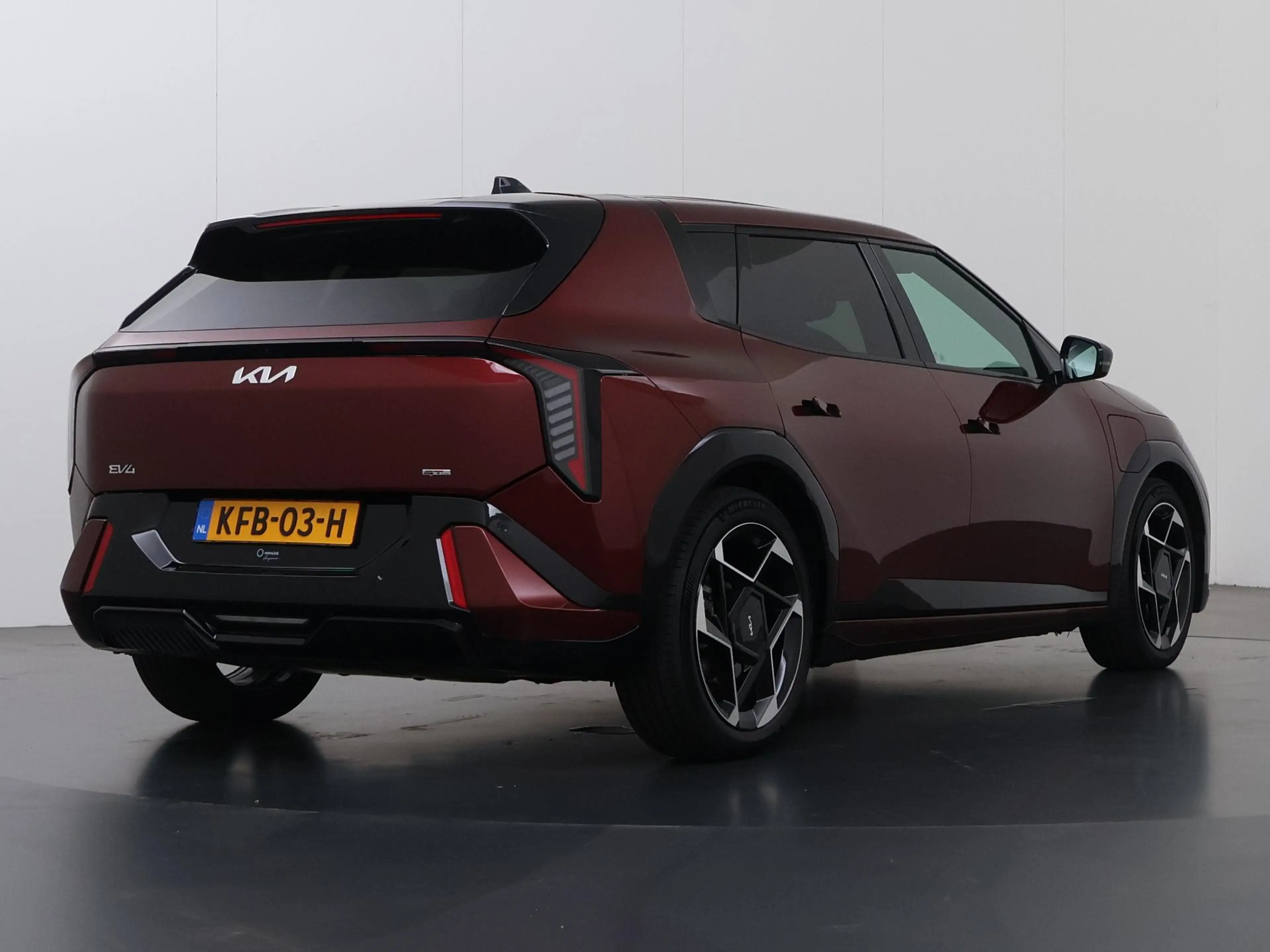 Kia EV4 GT-Line Business Edition 81.4 kWh | Cruise Control — photo 2
