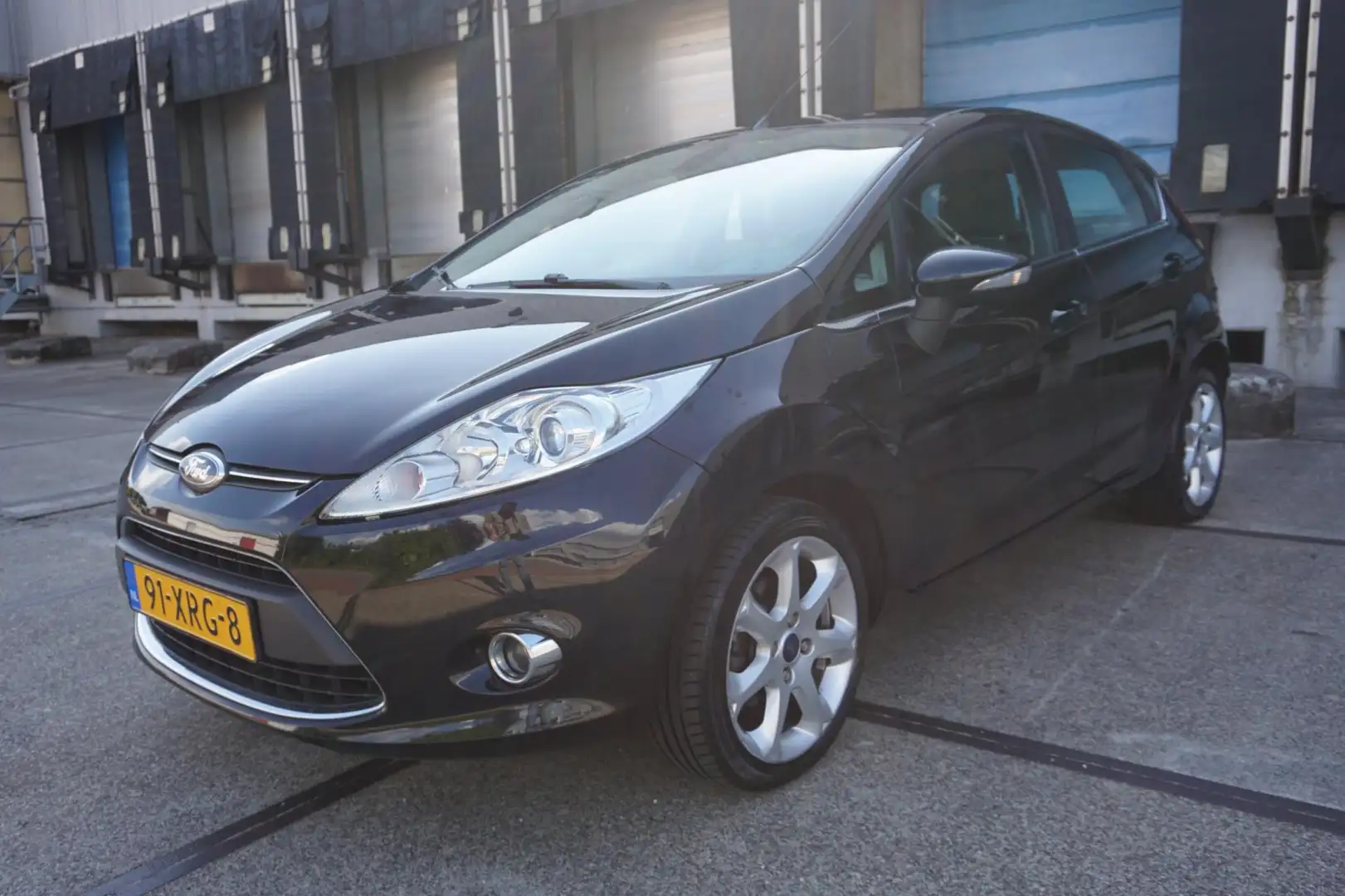 Ford Fiesta 1.25 Titanium Noir - 2