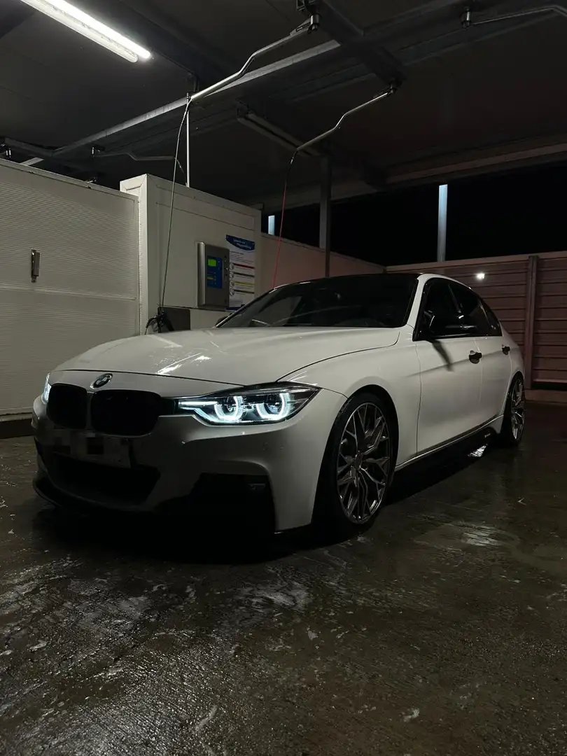 BMW 330 330d M Sport Aut. - 1