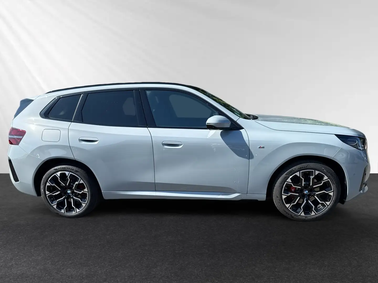 BMW X3 20 xDrive M Sport Pro|AHK|Pano|20"LM|Standhzg. Grau - 2
