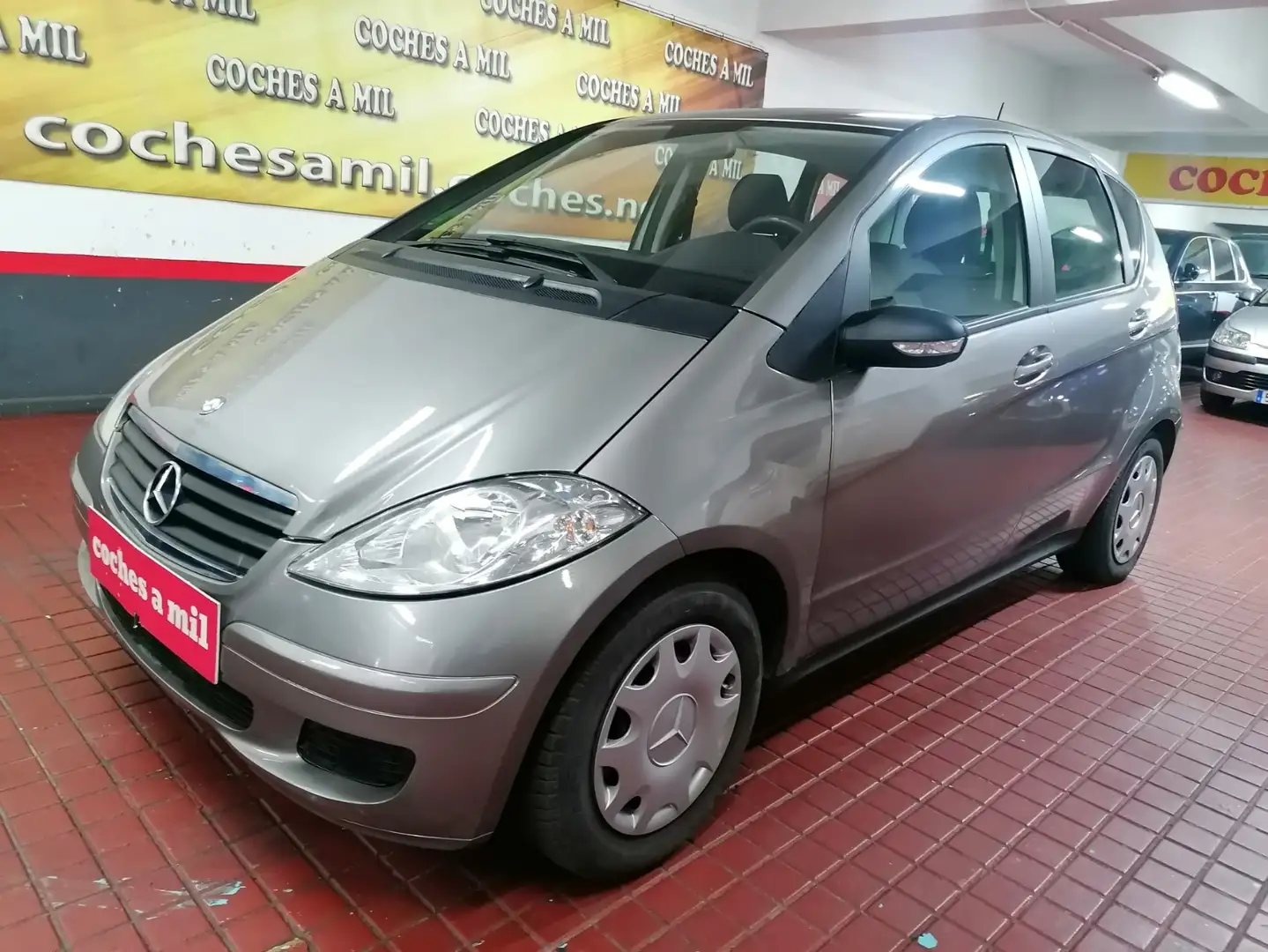 Mercedes-Benz A 150 Polar Star Grijs - 2