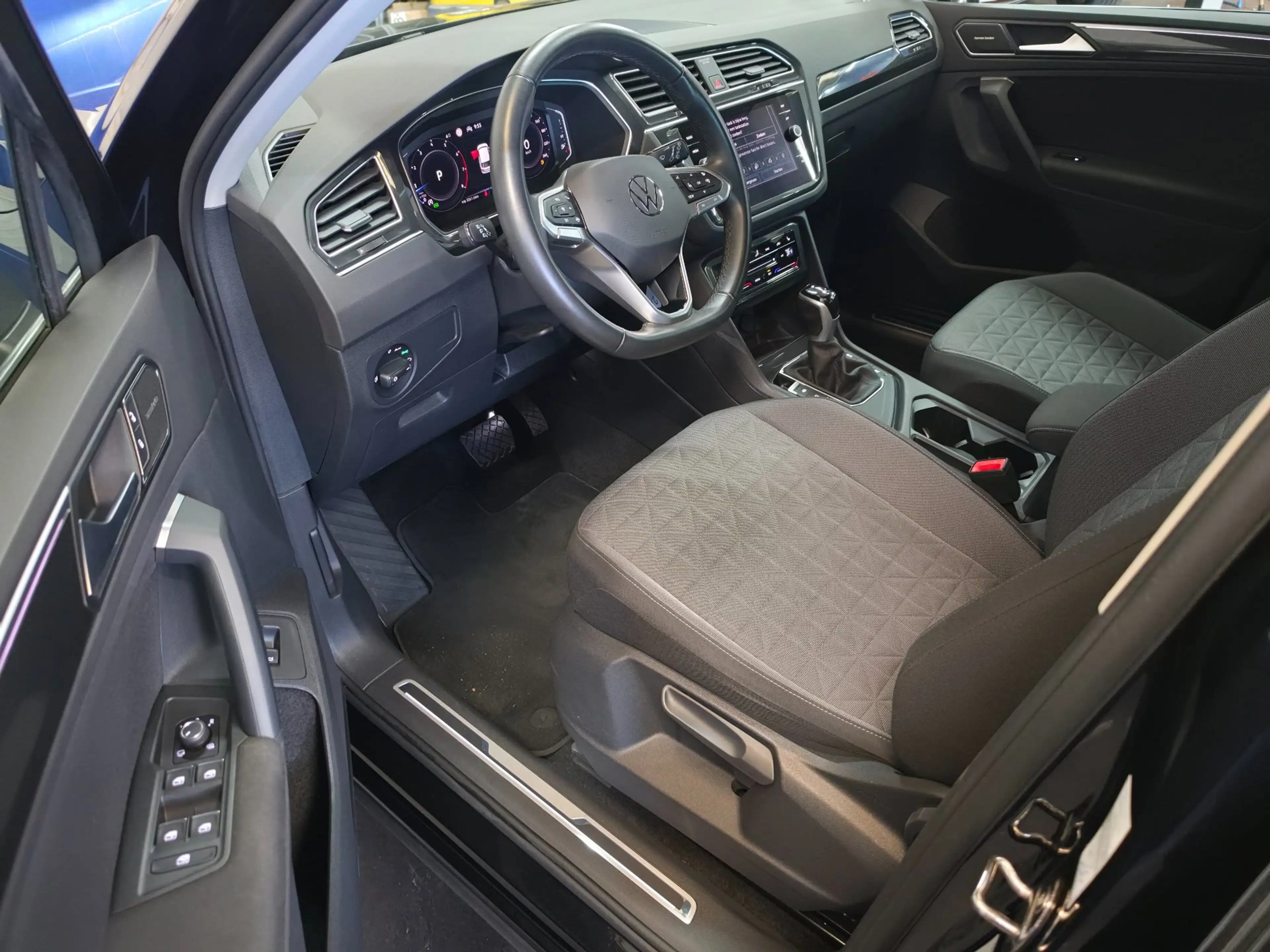 Volkswagen Tiguan 1.5 TSI Elegance — photo 5
