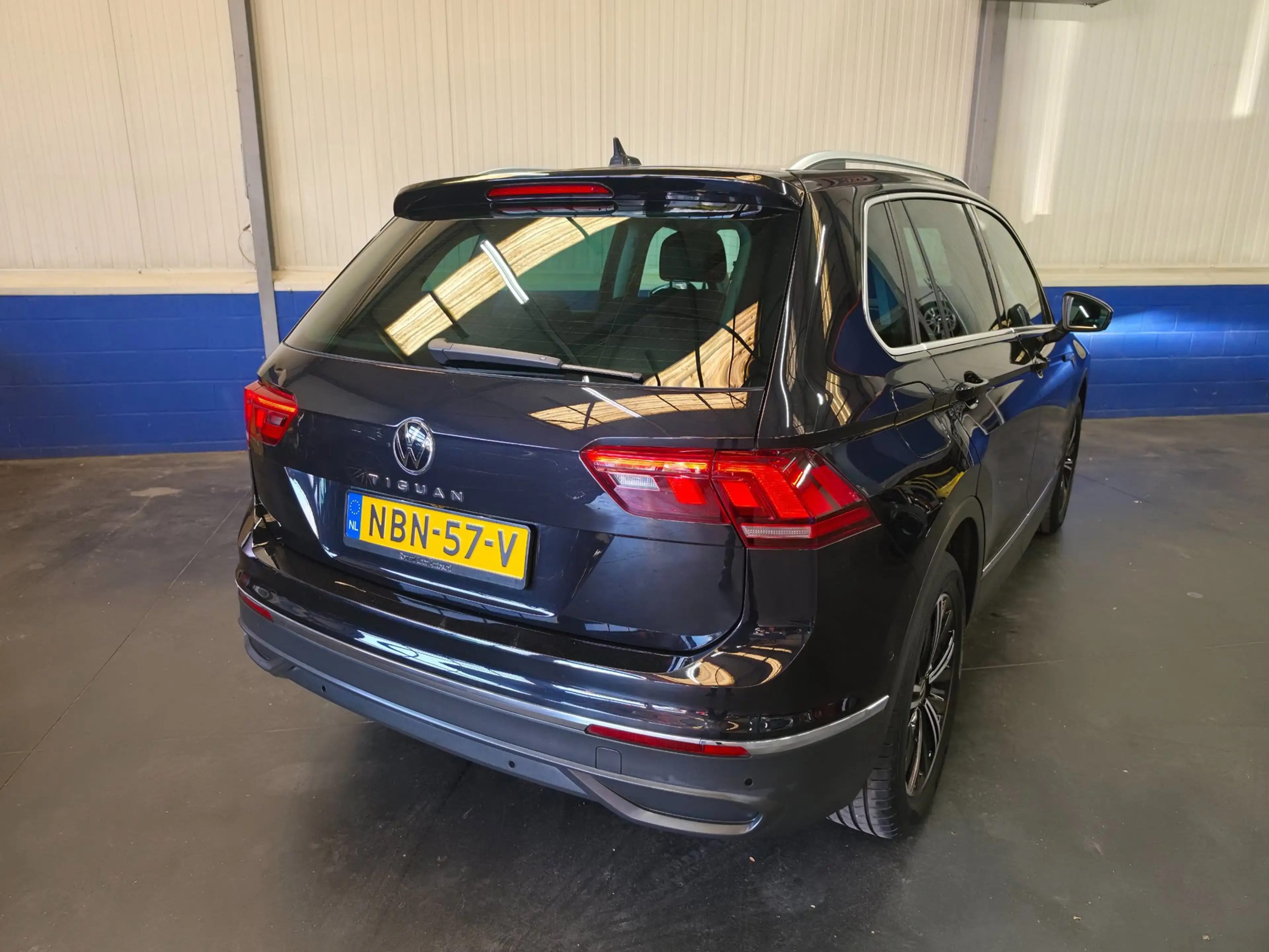 Volkswagen Tiguan 1.5 TSI Elegance — photo 3