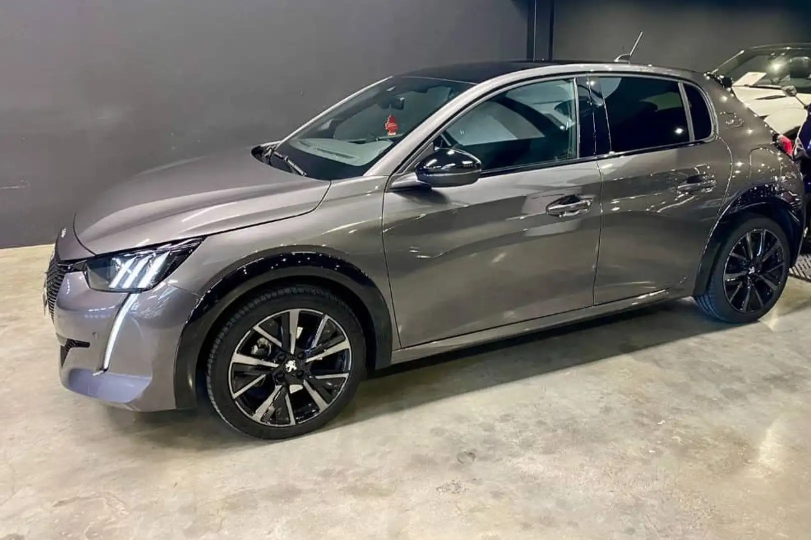 Peugeot 208 Gris - 1