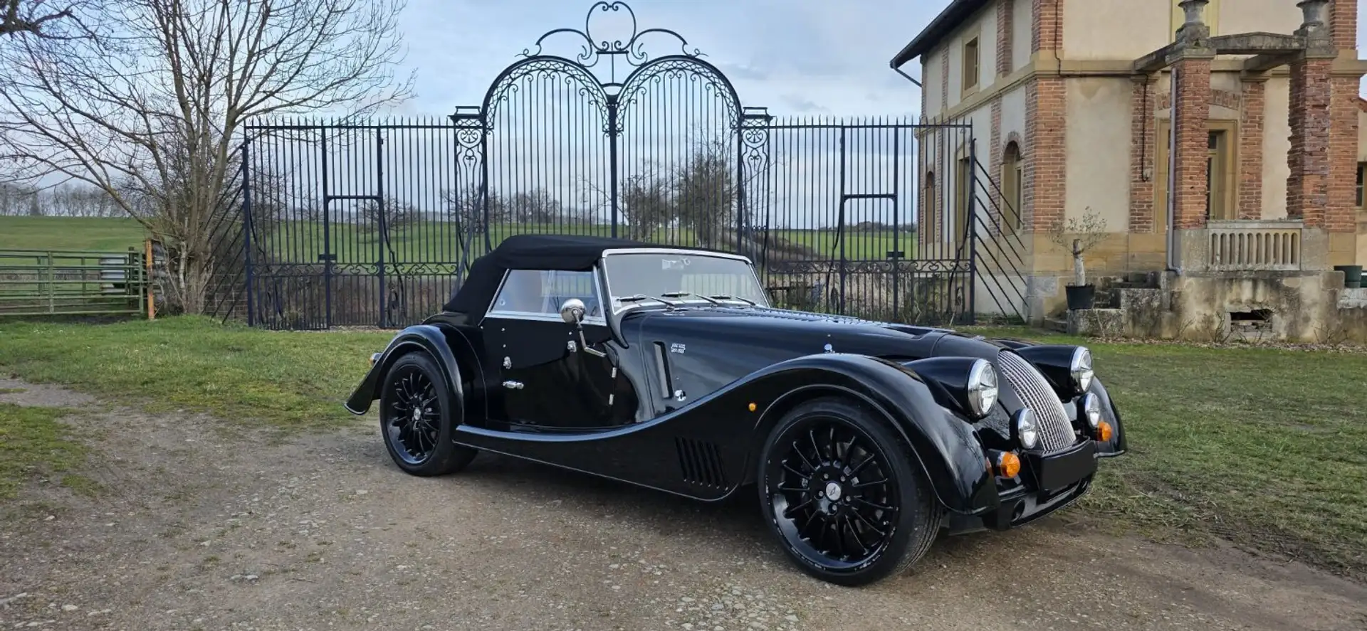 Morgan Plus Six 3.0 (340Ch) Gold - 2