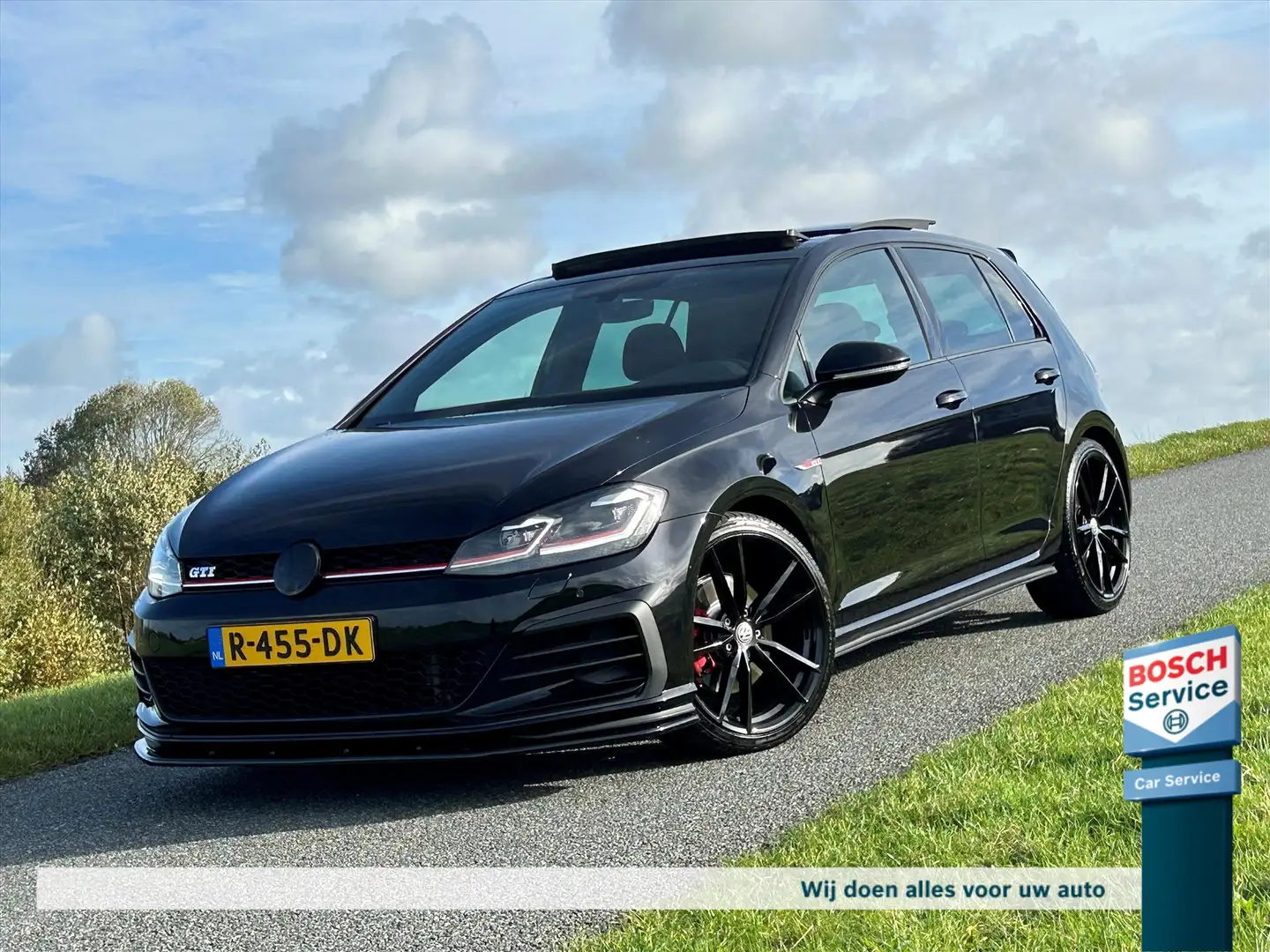 Volkswagen Golf GTI 7.5 2.0 TSI Performance 245PK / Pano / Keyless / V Noir - 1