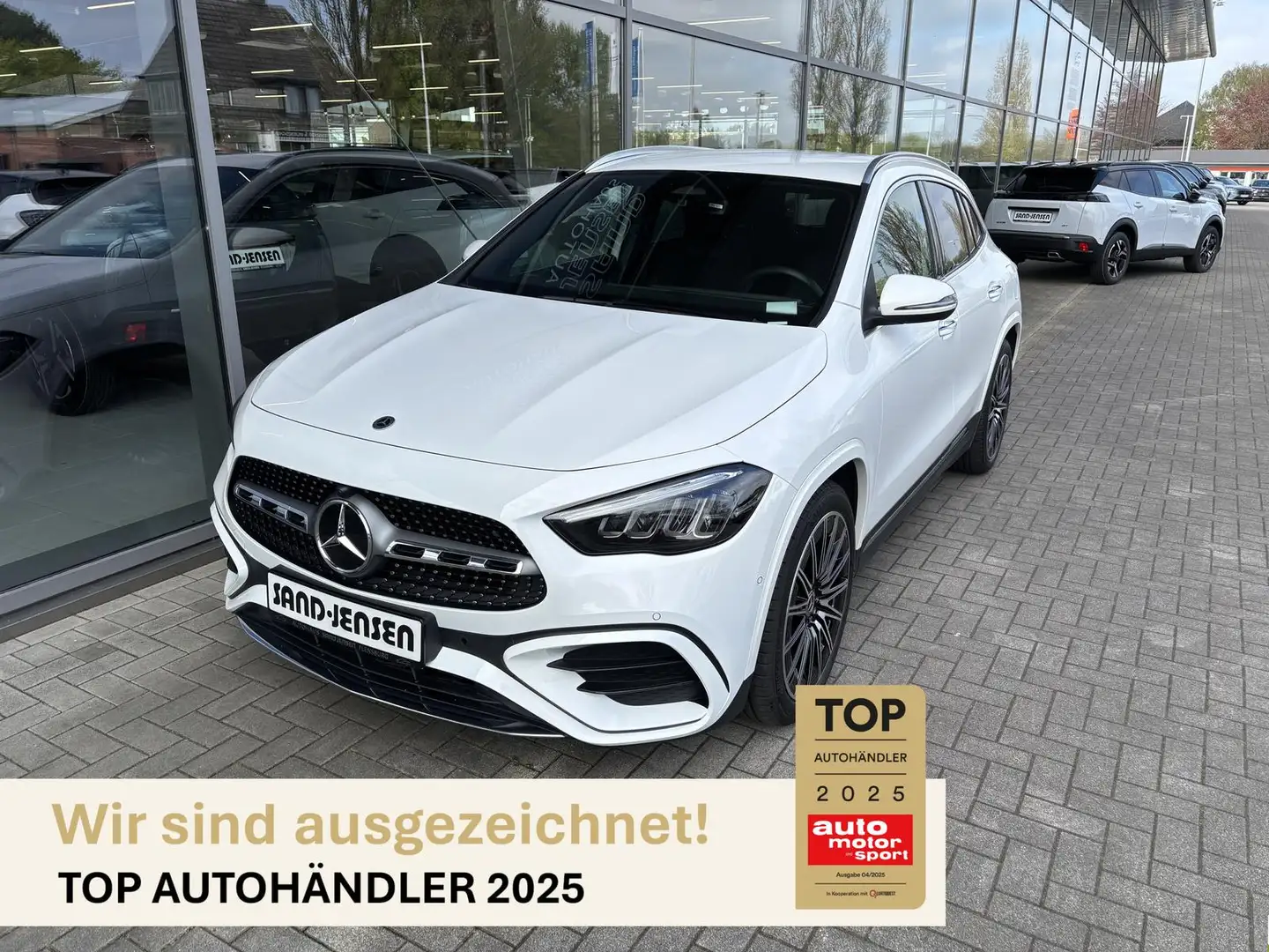 Mercedes-Benz GLA 200 AMG Line Premium AHK 20" Sounds Keyless Weiß - 1