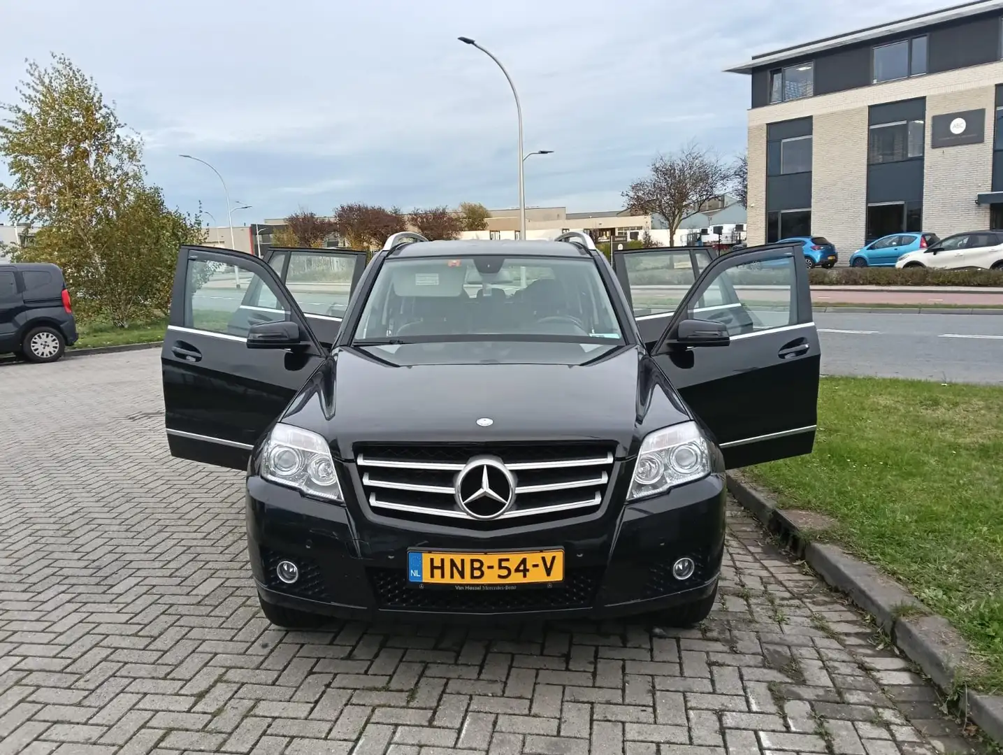 Mercedes-Benz GLK 350 GLK 350 First Edition 4-M Zwart - 1