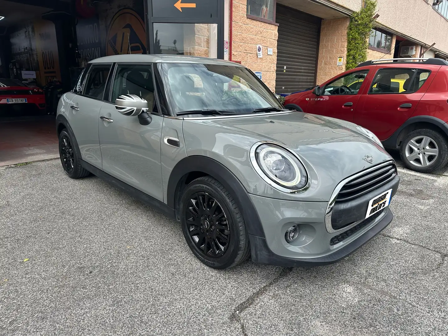 MINI One Mini 5p 1.5 One 75cv adatta a NEOPATENTATI Gris - 1