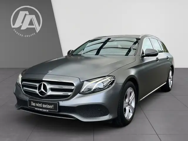Mercedes-Benz E-Class view 2