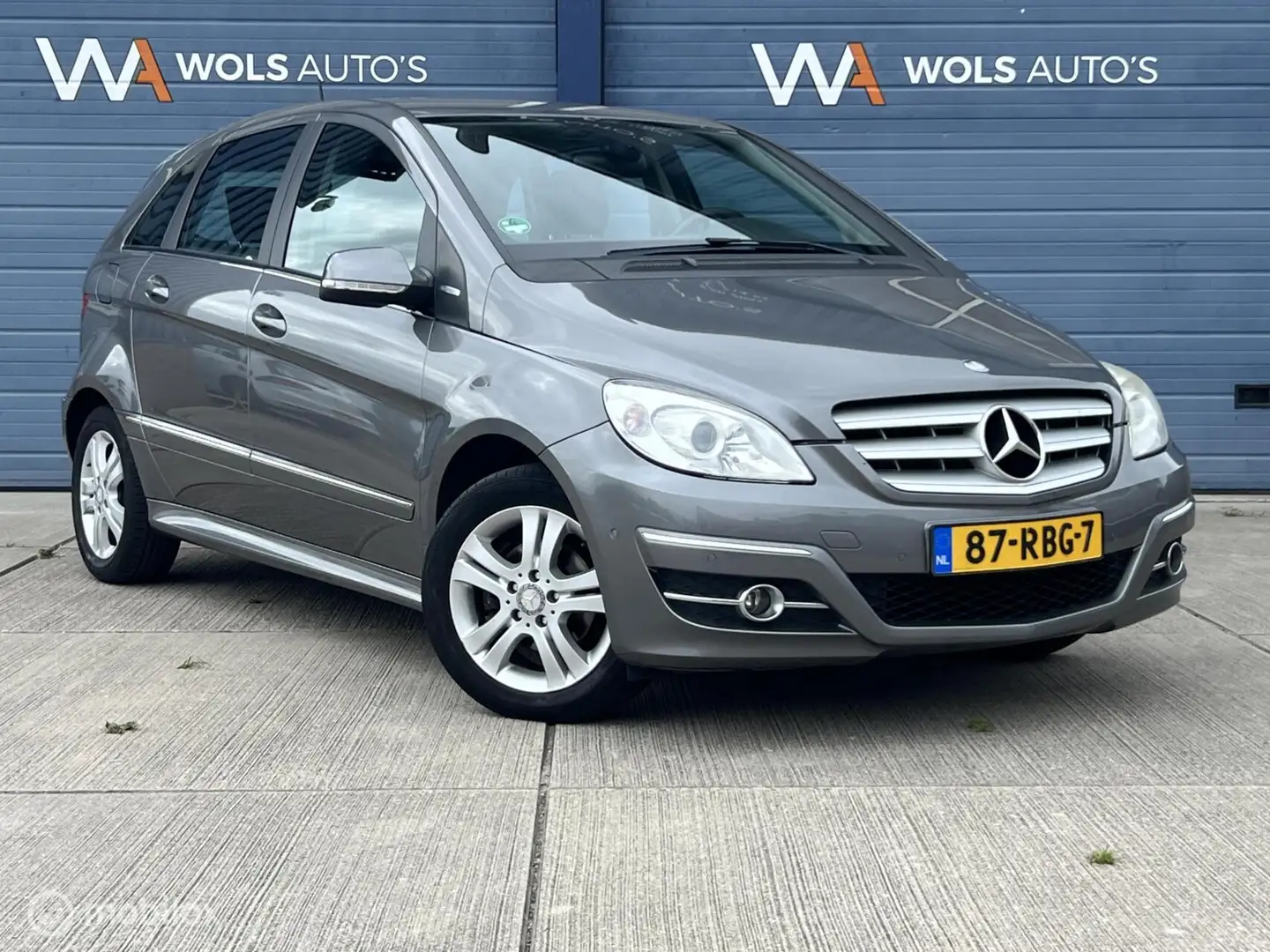 Mercedes-Benz B 160 BlueEFFICIENCY Business Class / APK 09-2026 / AIRC Grau - 1