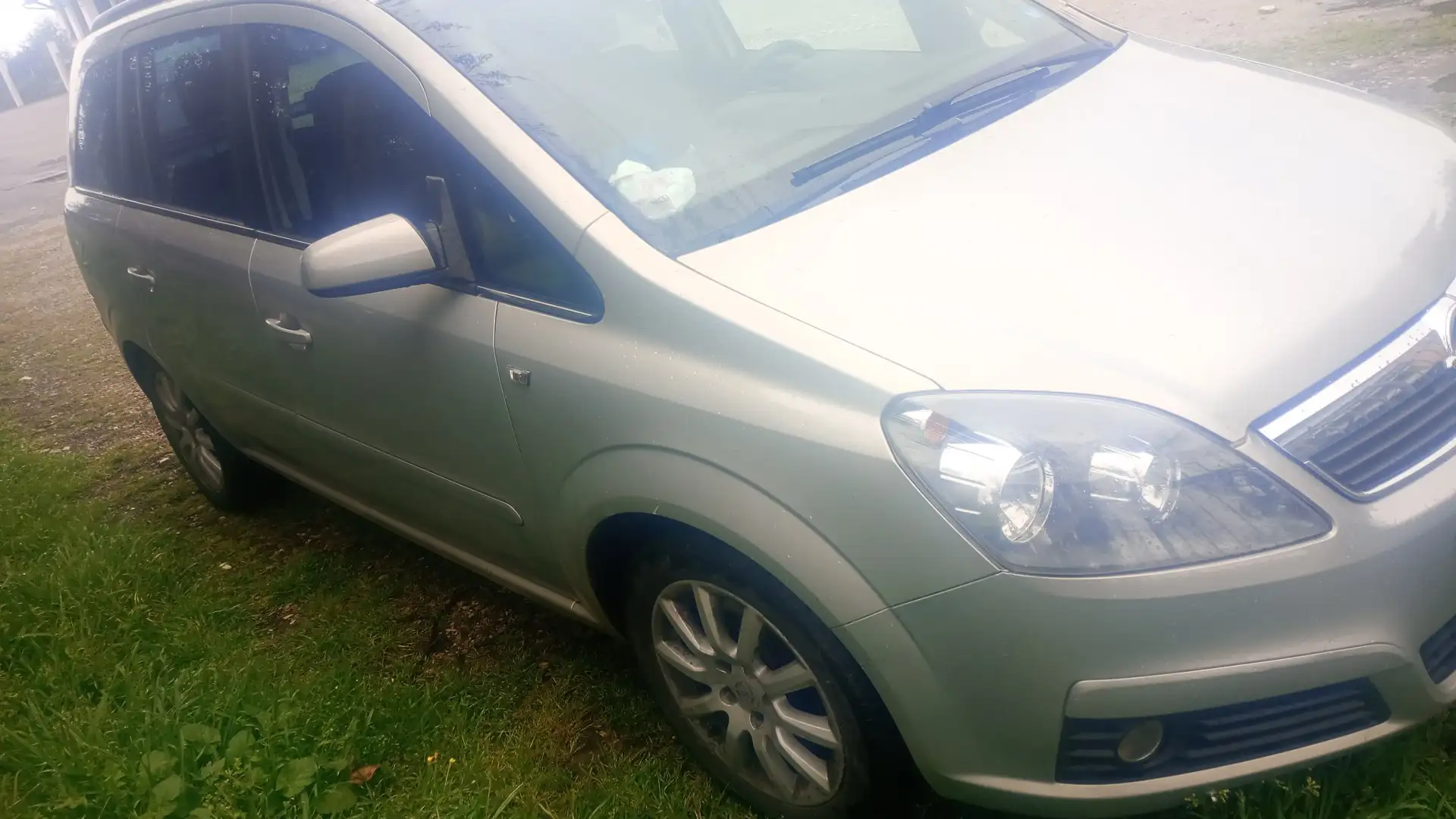Opel Zafira 1.9 cdti Cosmo 120cv - 1