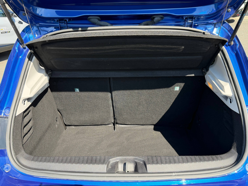 Renault Clio Intens TCe 90 — photo 14