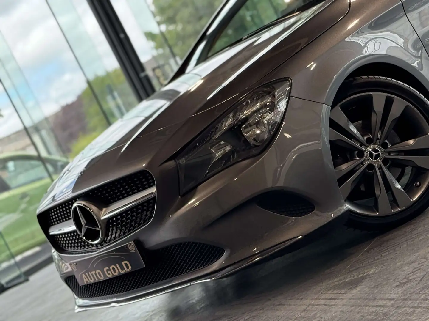 Mercedes-Benz CLA 200 D/PACKSPORT/FULLOPTIONS/EURO6C/1PROP CARNET Gris - 2