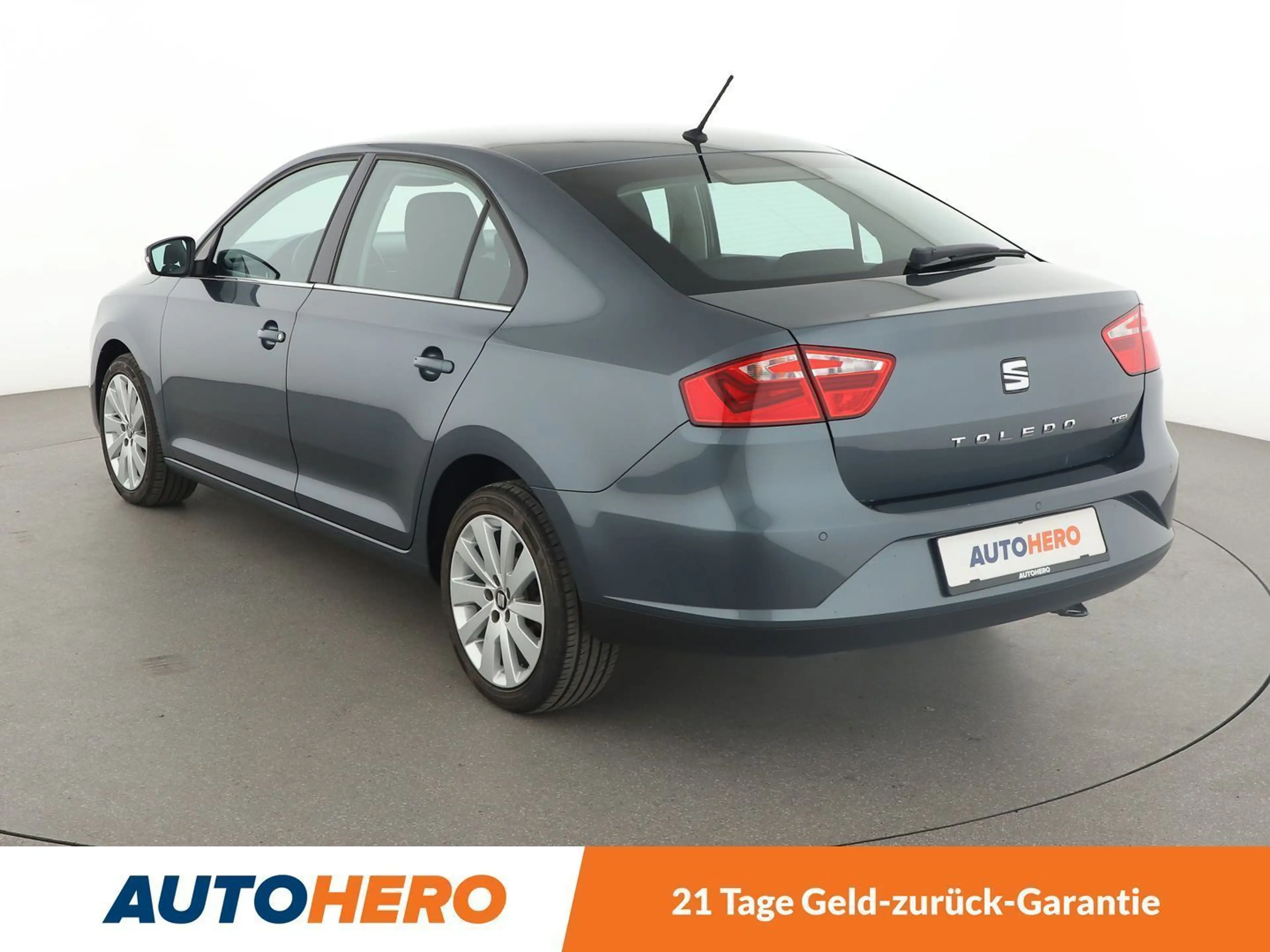 SEAT Toledo 1.4 TSI Style Aut.*NAVI*PDC*SHZ*TEMPO*ALU* — photo 4