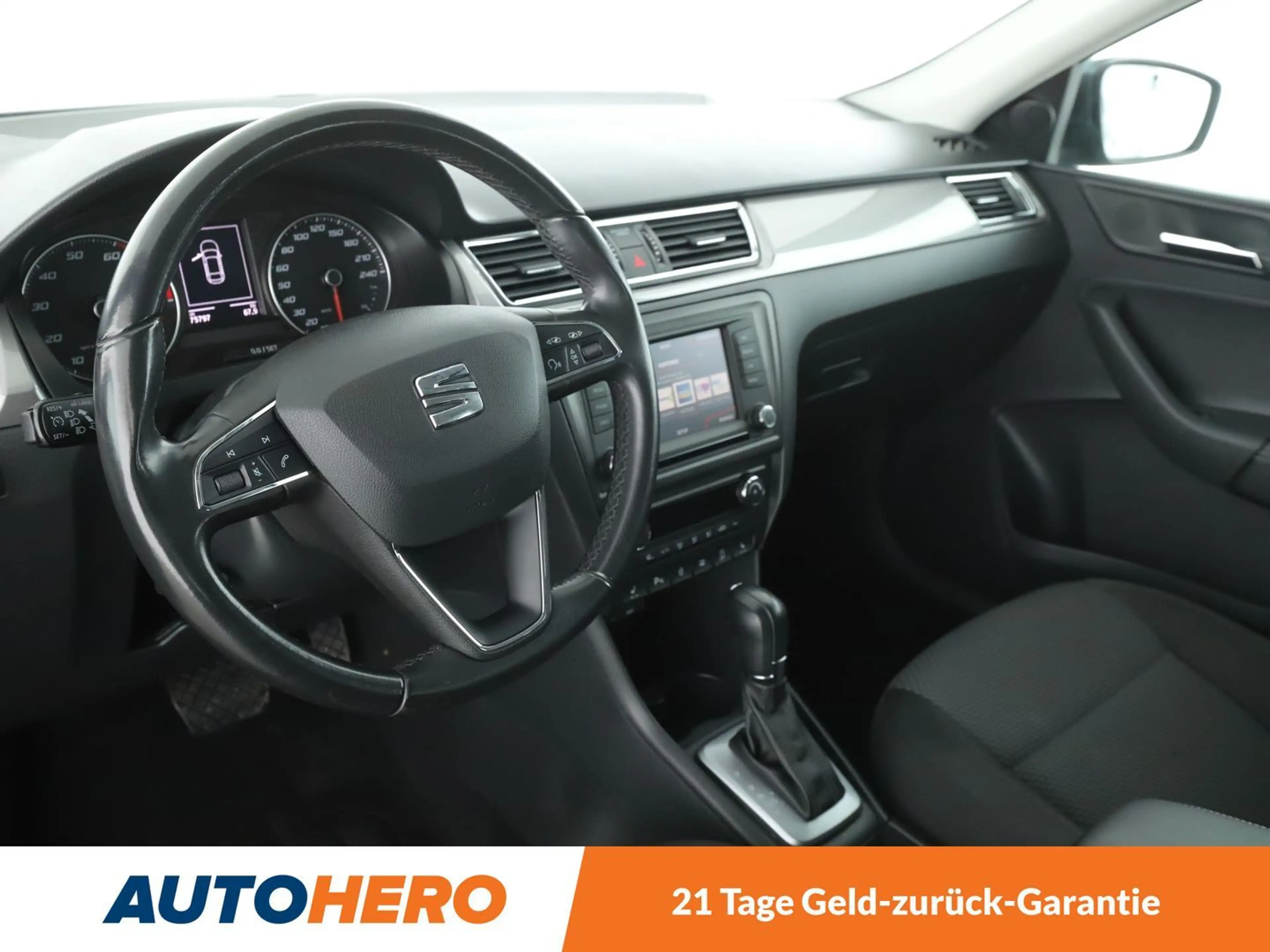 SEAT Toledo 1.4 TSI Style Aut.*NAVI*PDC*SHZ*TEMPO*ALU* — photo 11