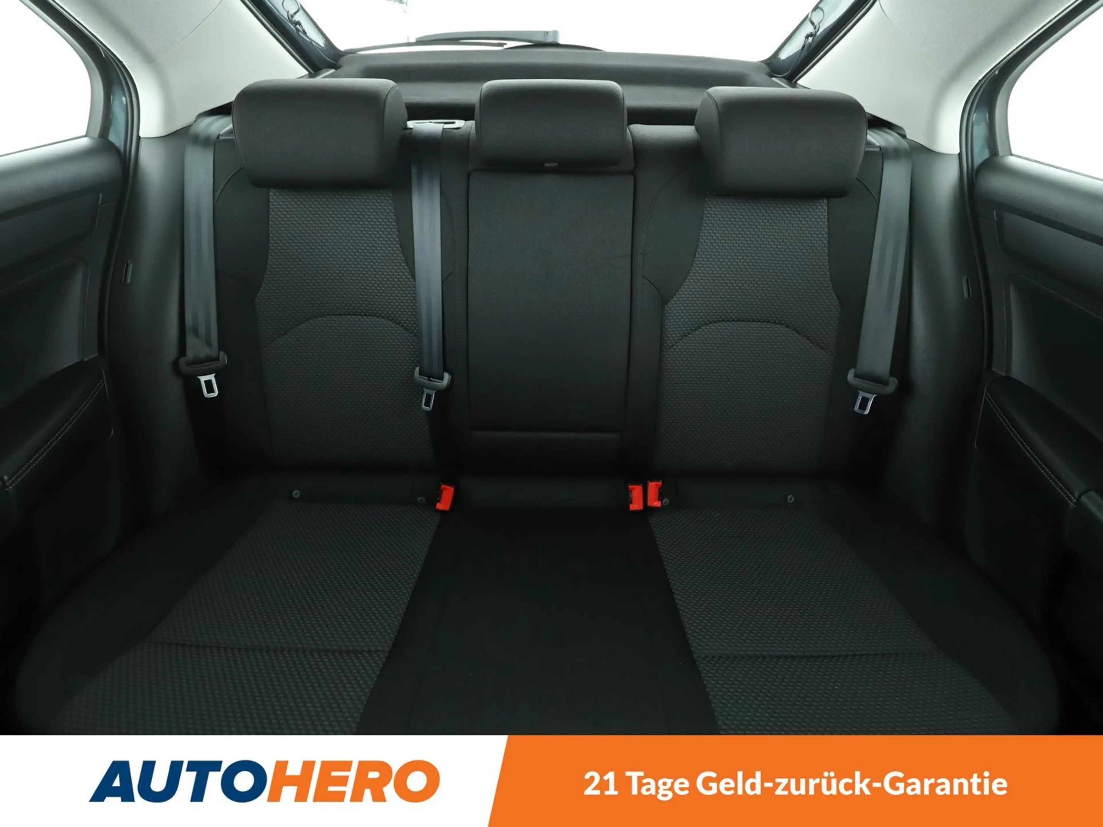 SEAT Toledo 1.4 TSI Style Aut.*NAVI*PDC*SHZ*TEMPO*ALU* — photo 15