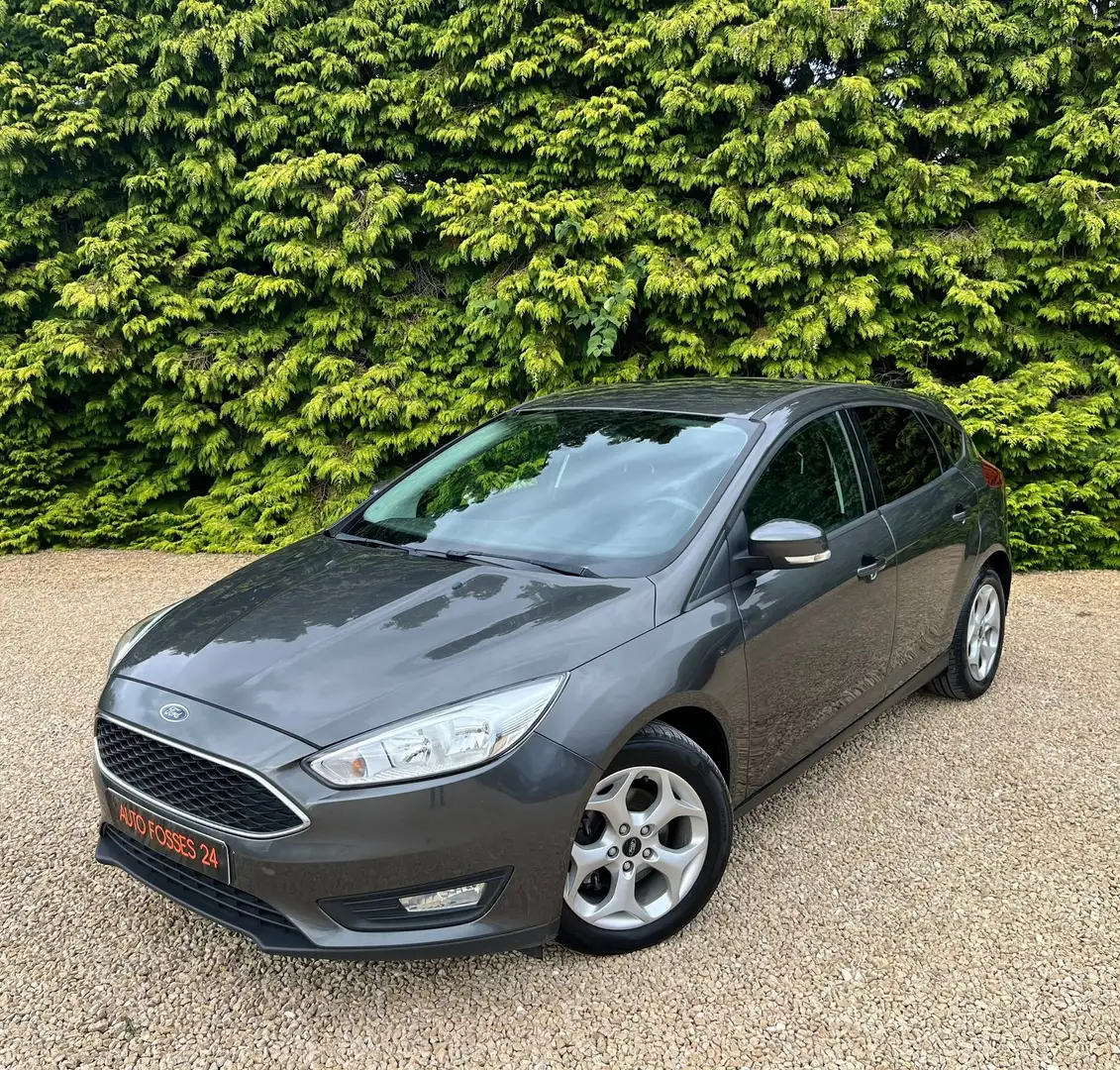 Ford Focus 1.5 TDCi ECOnetic 105 CV GRAND GPS GARANTIE 1 AN Gris - 1