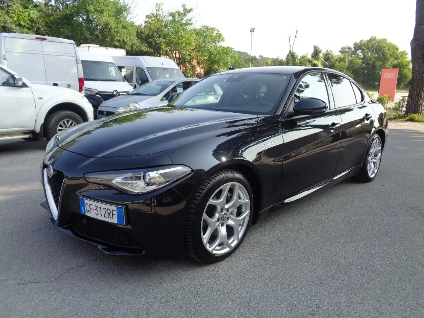 Alfa Romeo Giulia 2.2 Turbodiesel 190 CV AT8 SUPER PELLE Noir - 1