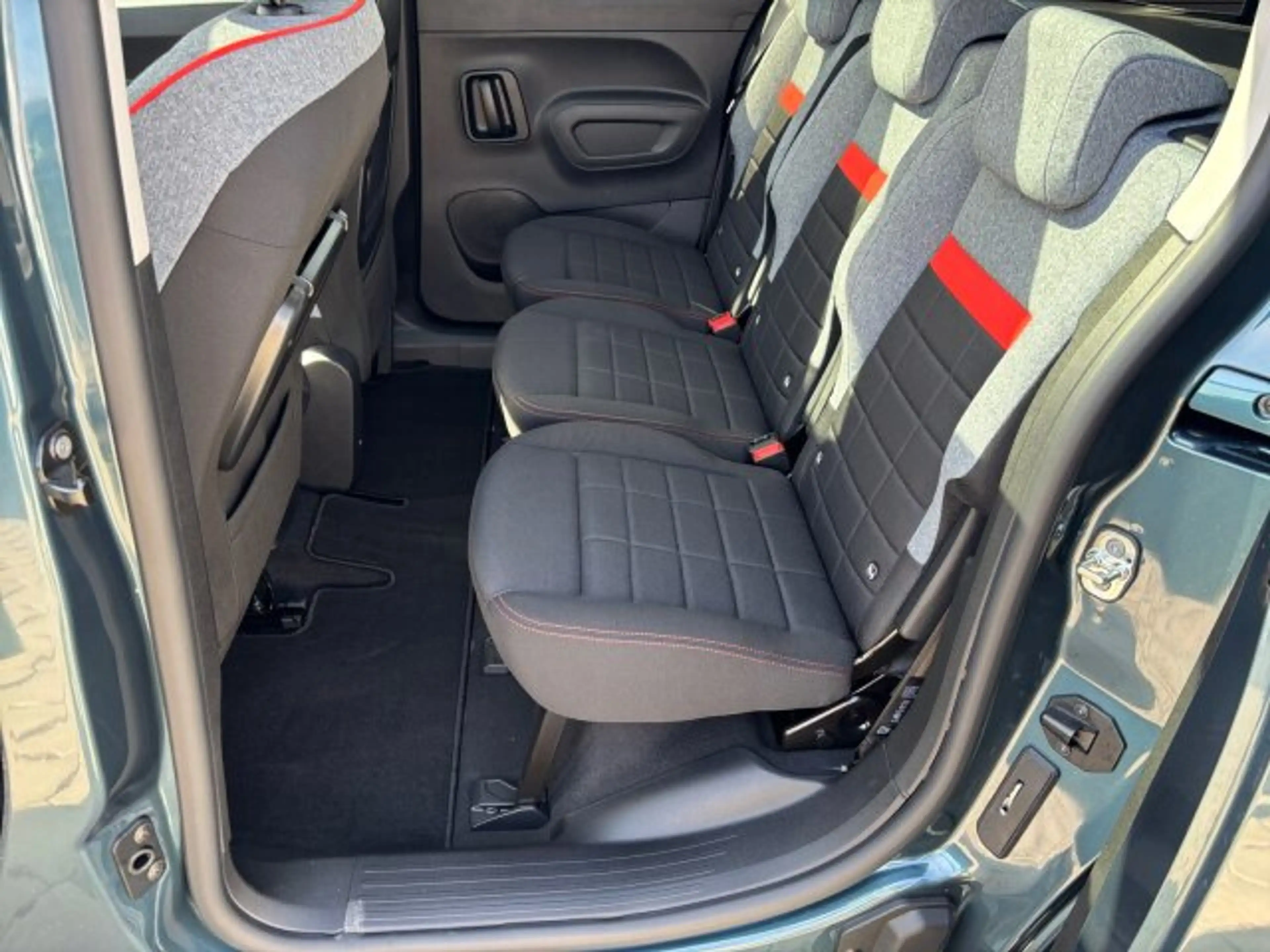 Citroen Berlingo Berlingo M 130 MAX BAR +180°Kamera+Holiday+NAV+ — photo 14