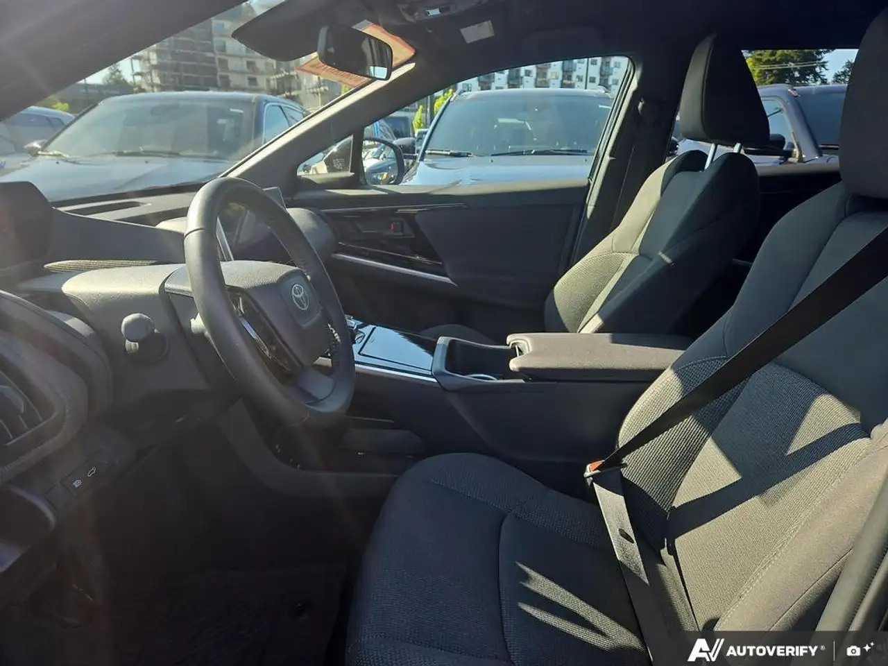 Toyota bZ4X снимка Toyota bZ4X