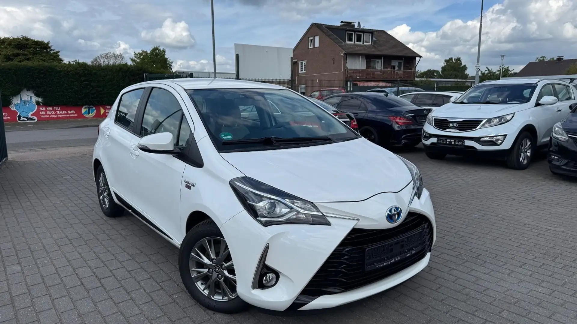Toyota Yaris Hybrid Edition | AUTOMATIK | KAMERA | NAVI Wit - 1