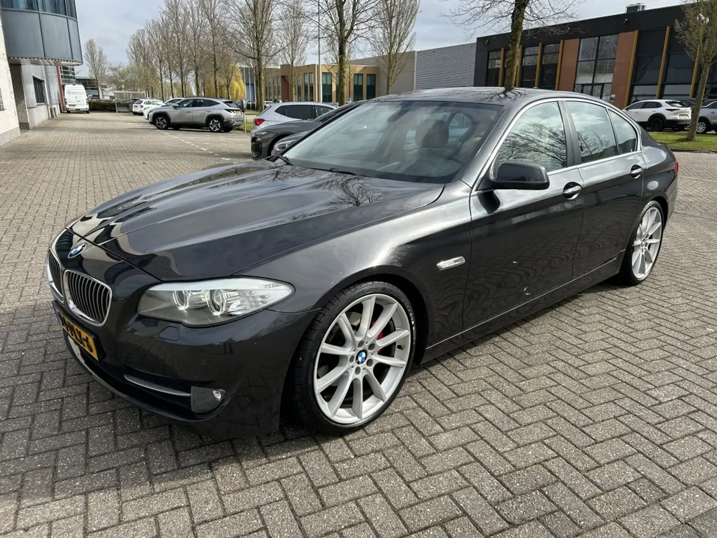 BMW 523 5-serie 523i High Executive 204PK LEER STOELVW NAP Gris - 1