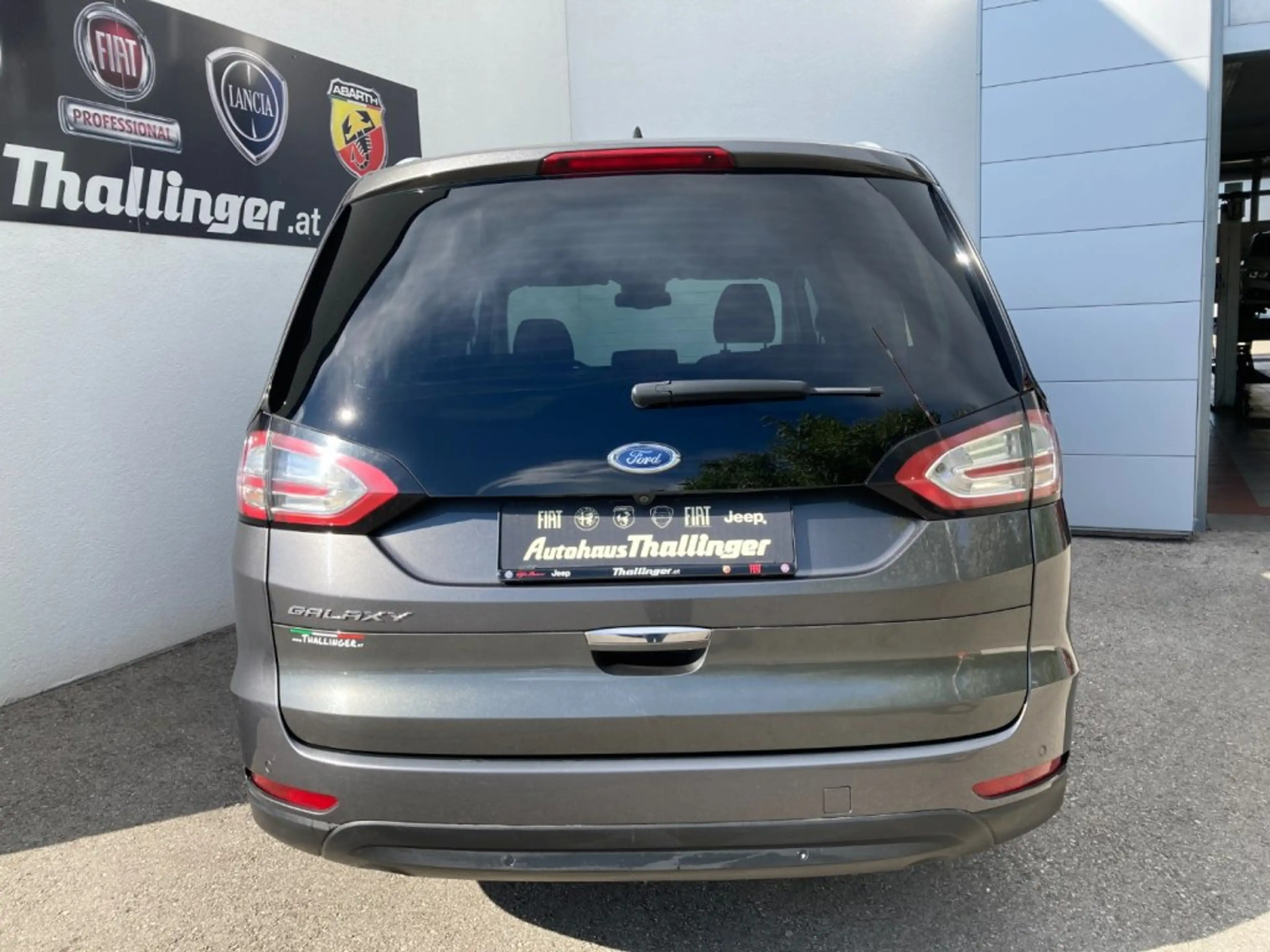 Ford Galaxy Titanium — photo 6