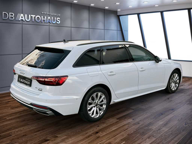 Audi A4 advanced 40 2.0 TFSI quattro S-tronic — photo 4