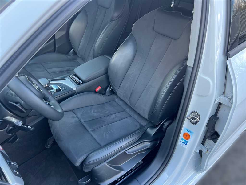 Audi A4 advanced 40 2.0 TFSI quattro S-tronic — photo 15