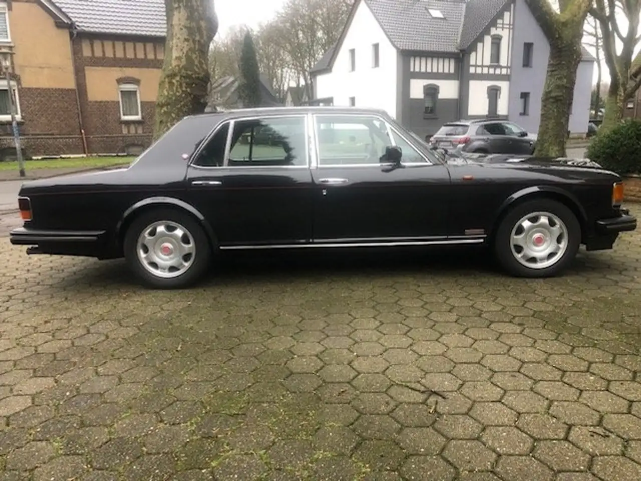 Bentley Brooklands