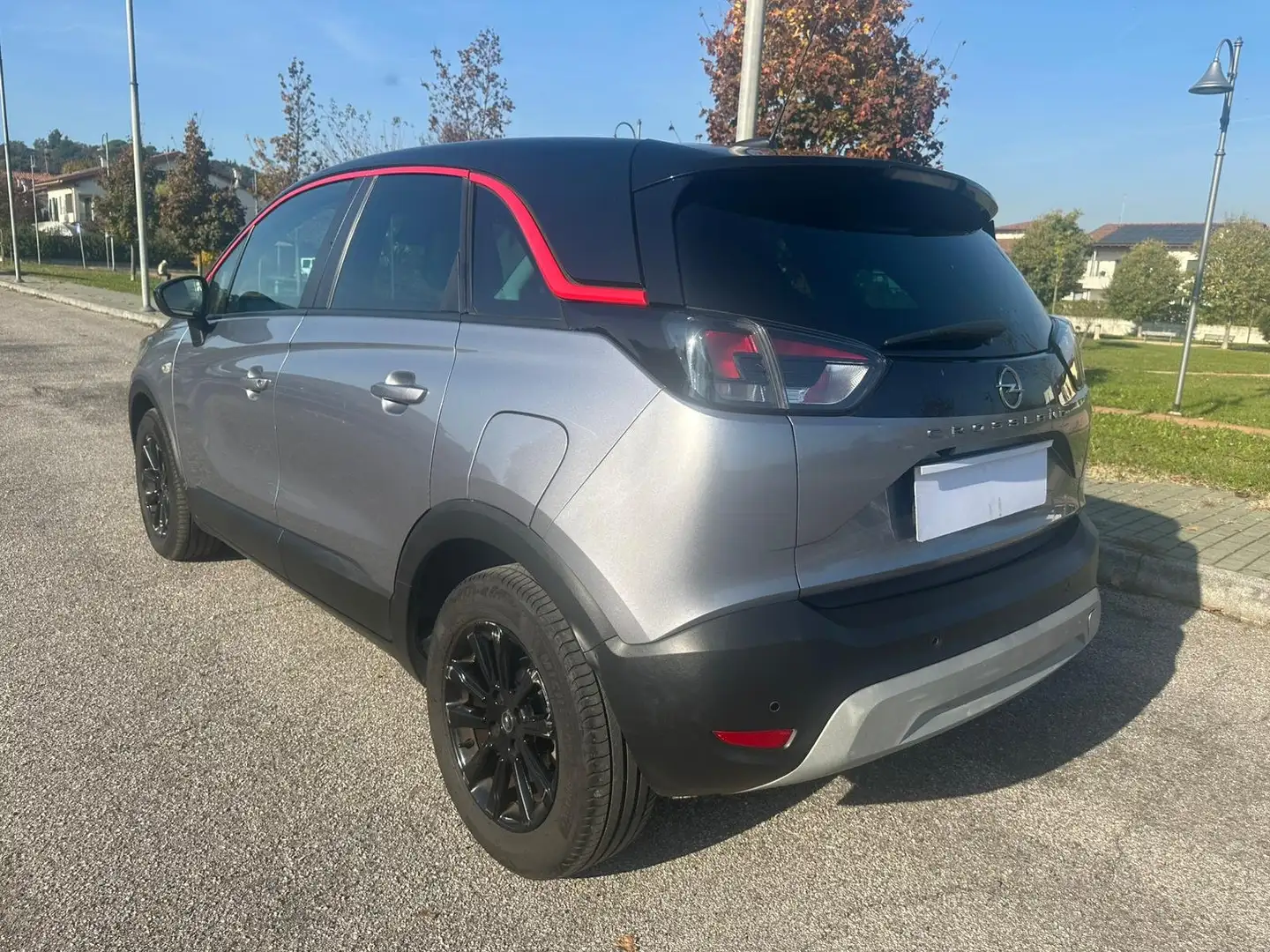 Opel Crossland Opel Crossland 1.5 ECOTEC D 110 CV  GS Line Gris - 2