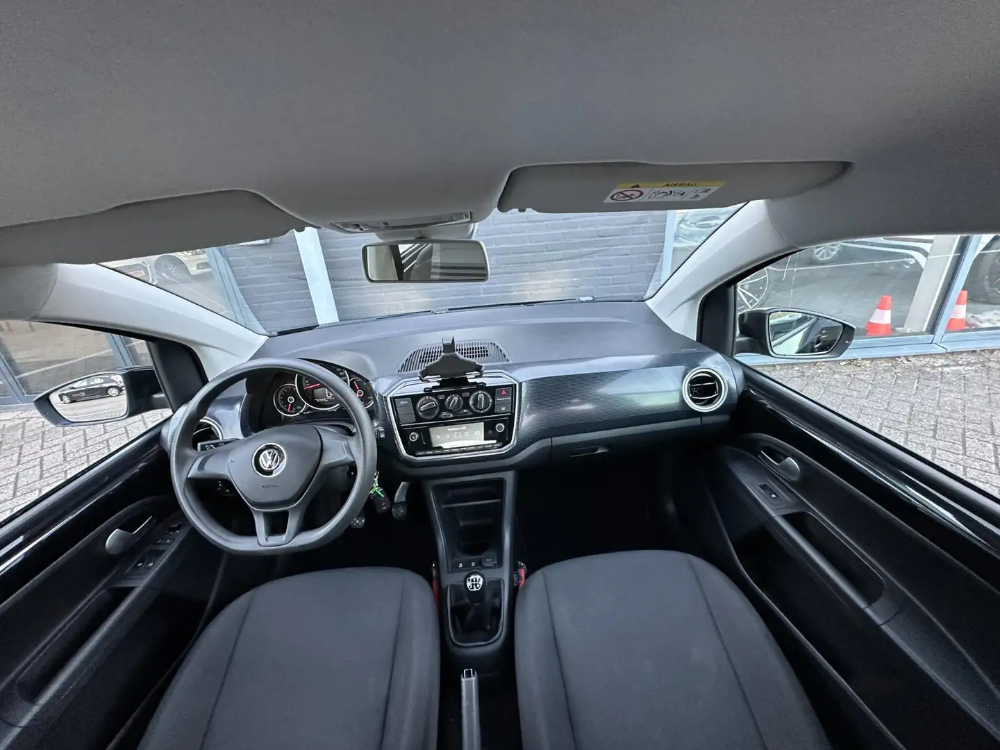 Volkswagen up! 1.0 BMT move up!/1STE EIG/5-DRS/AIRCO/NL-AUTO NAP Schwarz - 2