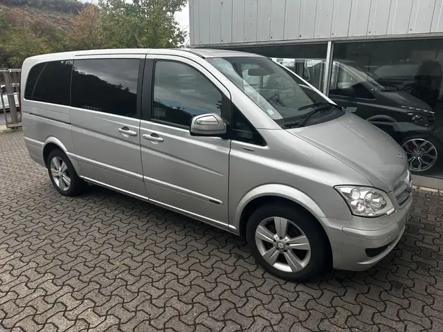 Mercedes-Benz Viano