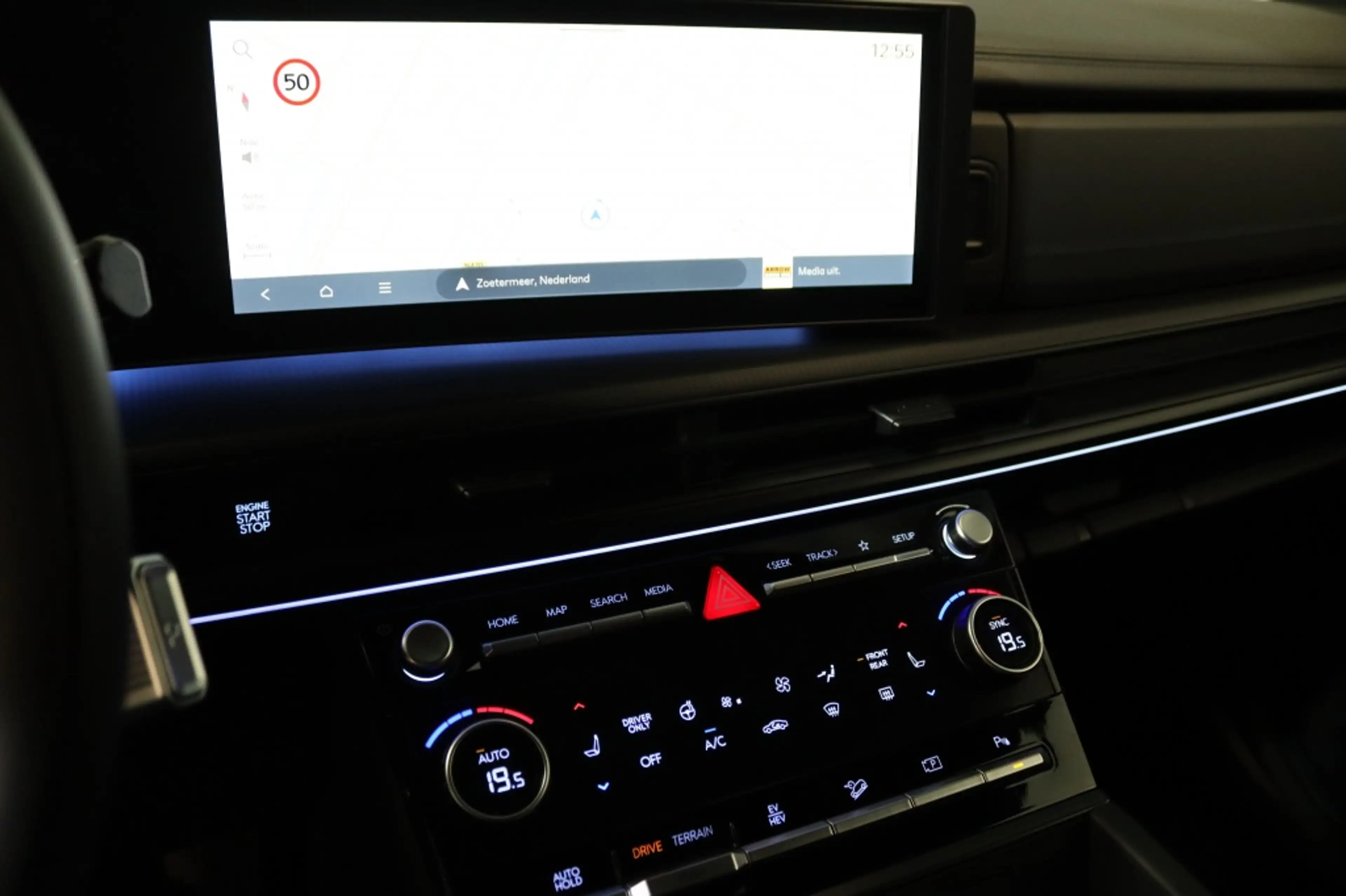 Hyundai SANTA FE 1.6 T-GDI PHEV BLL6p — photo 12
