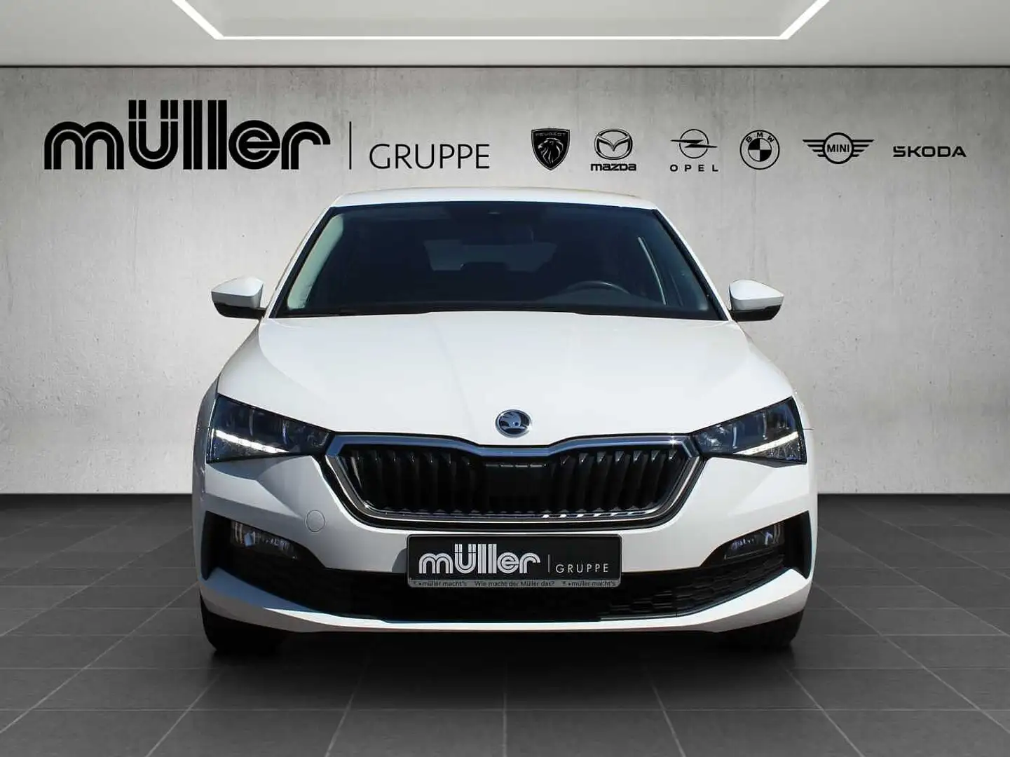 Skoda Scala 1.0 TSI Cool Plus Blanc - 2