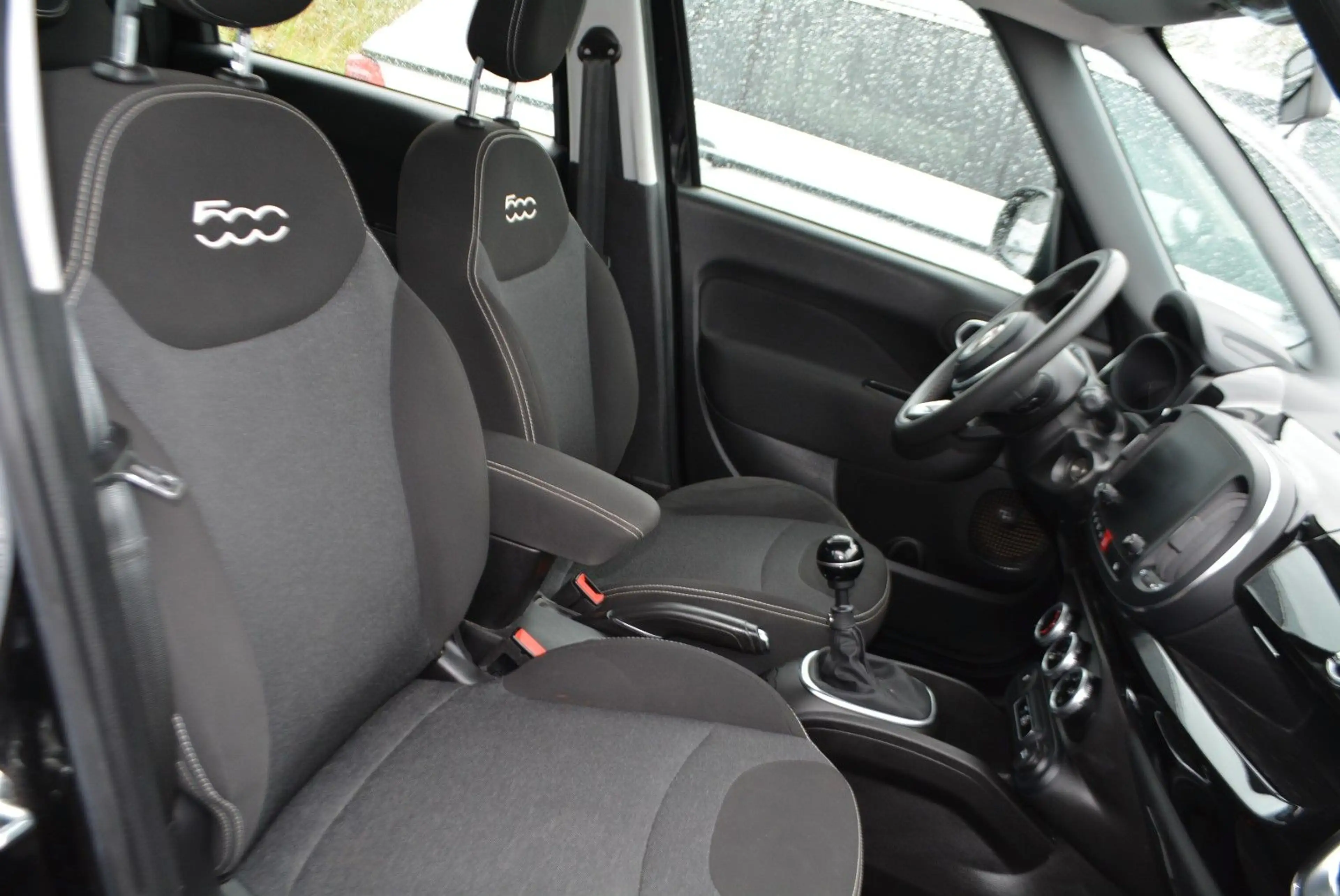 Fiat 500L Pop Star-7Sitzer — photo 5