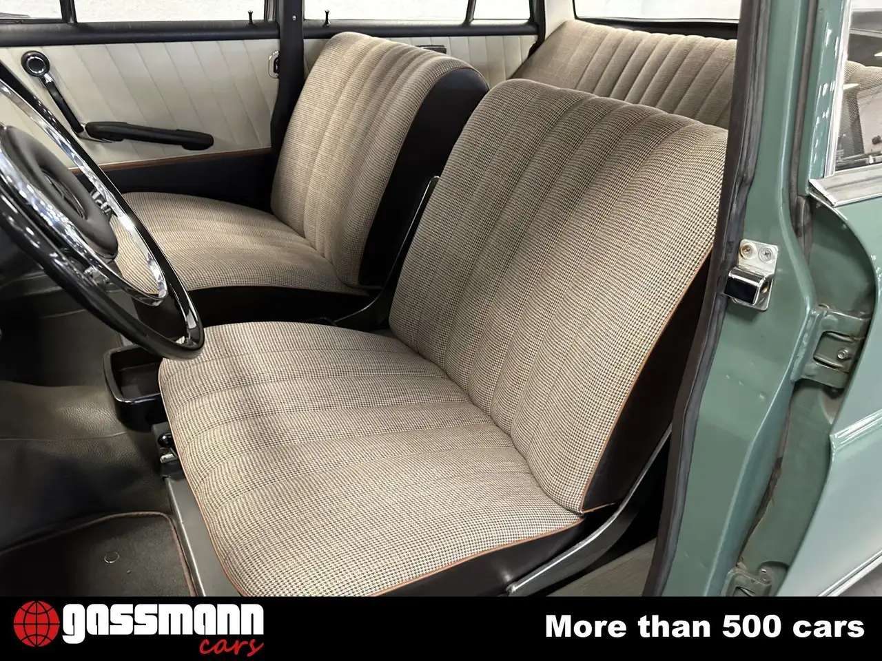 Mercedes-Benz 190 C Heckflosse Limousine - W110 mehrfach, foto 10