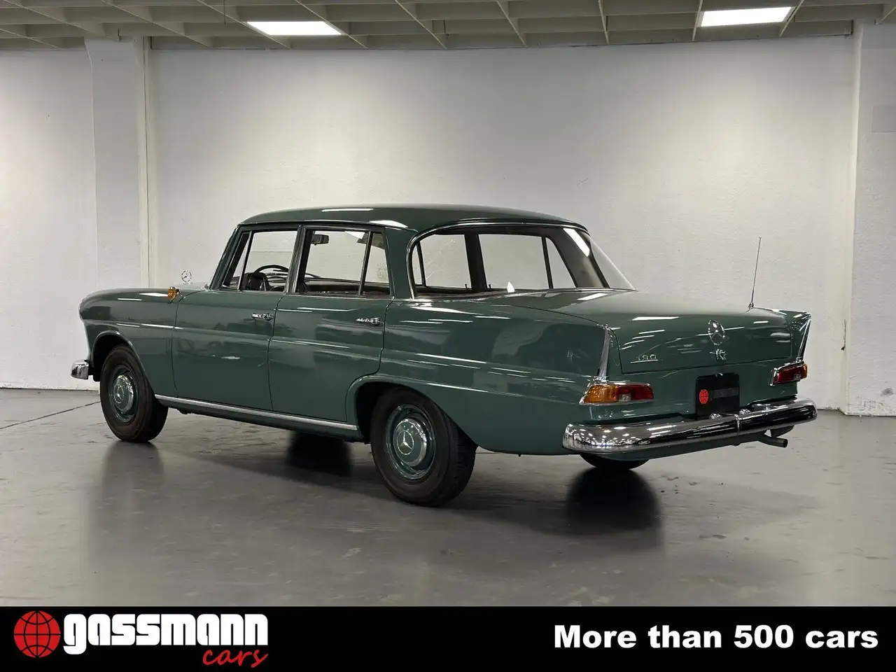 Mercedes-Benz 190 C Heckflosse Limousine - W110 mehrfach, foto 8