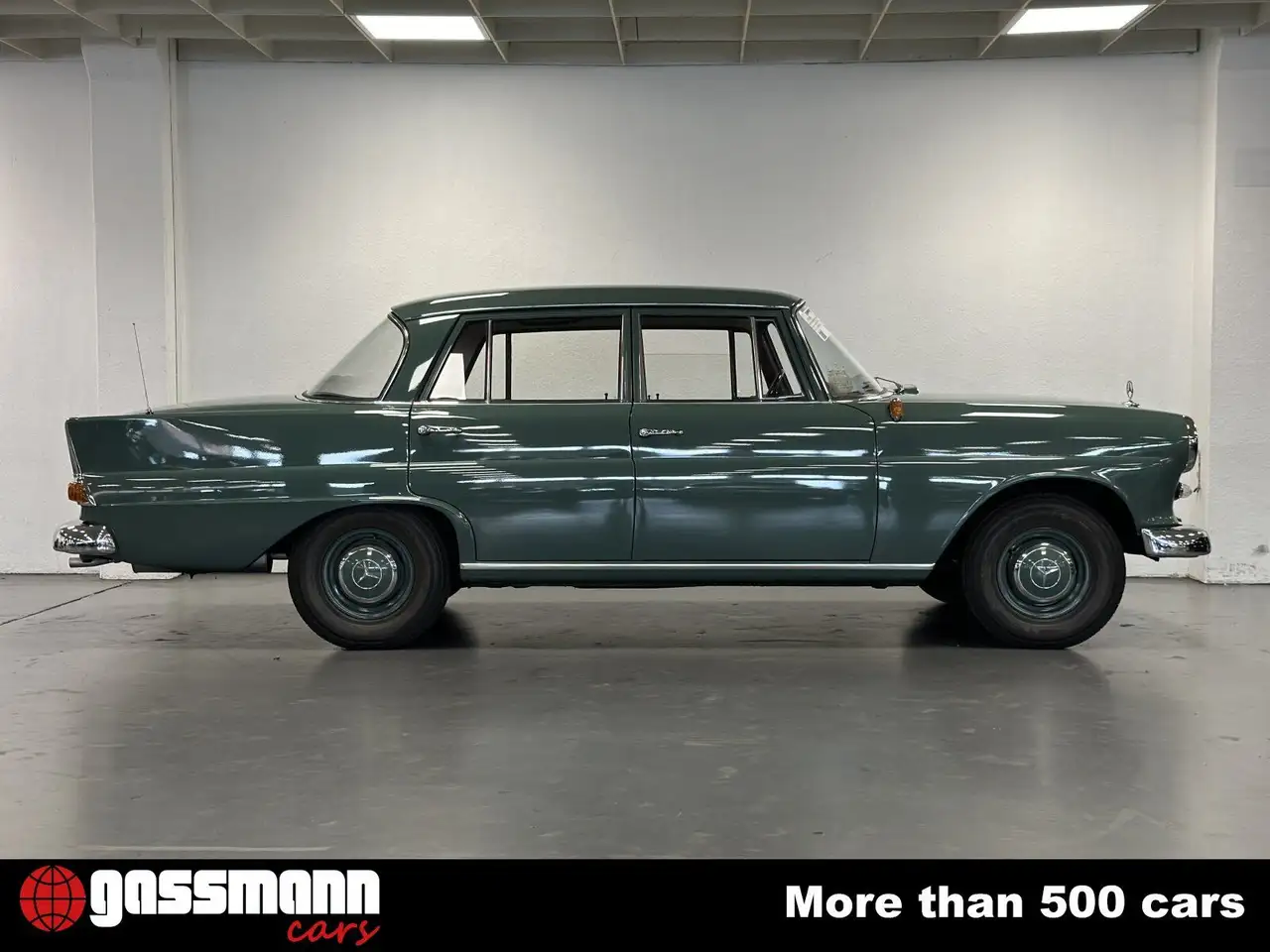 Mercedes-Benz 190 C Heckflosse Limousine - W110 mehrfach, foto 5
