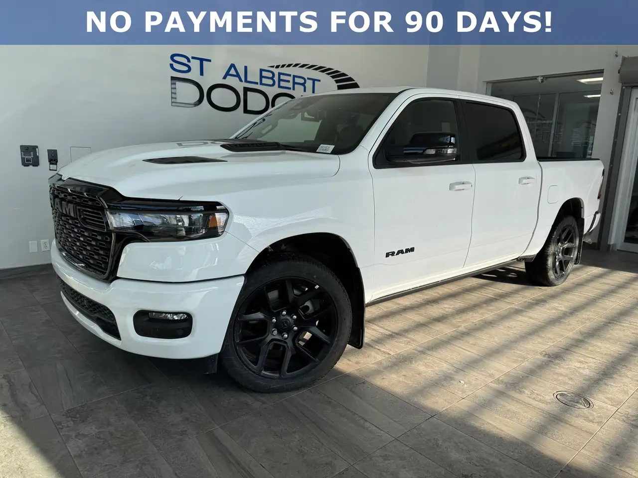 RAM 1500 снимка RAM 1500