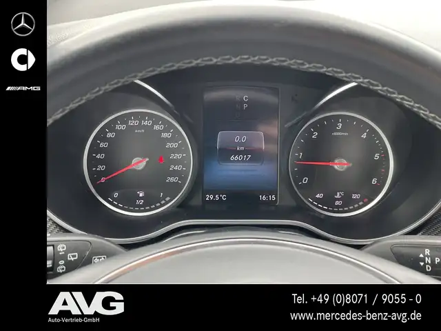Mercedes-Benz V 300 view 15