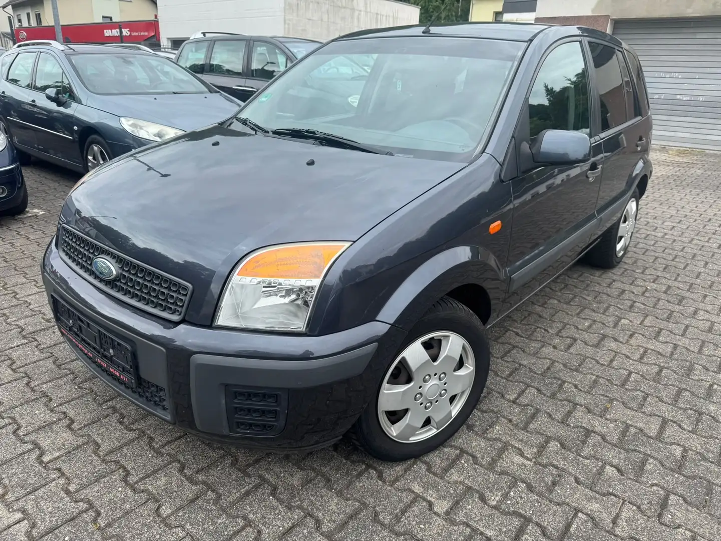 Ford Fusion Style*Tüv*Inspektion*5 Türig*Klima*Garantie* Grau - 1