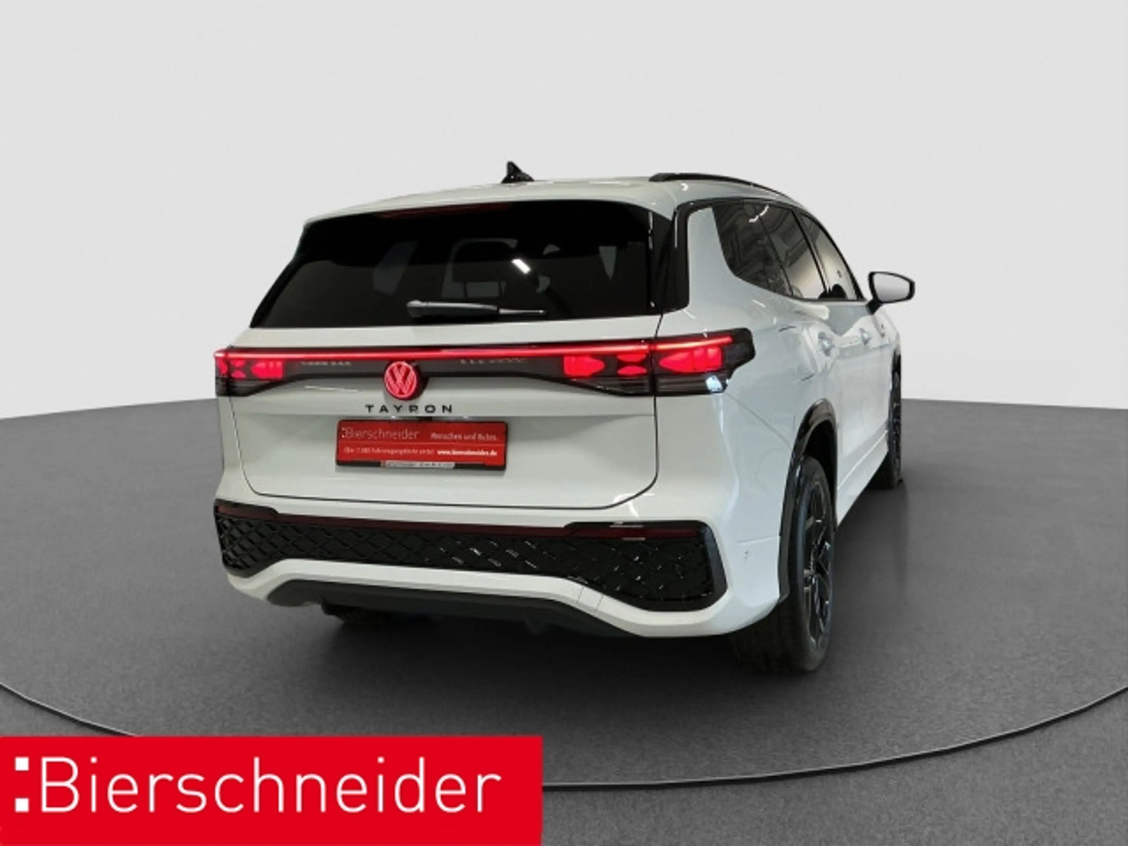 Volkswagen Tayron 1.5 TSI DSG e-Hybrid 2x R-Line Black Style AHK PAN — photo 9