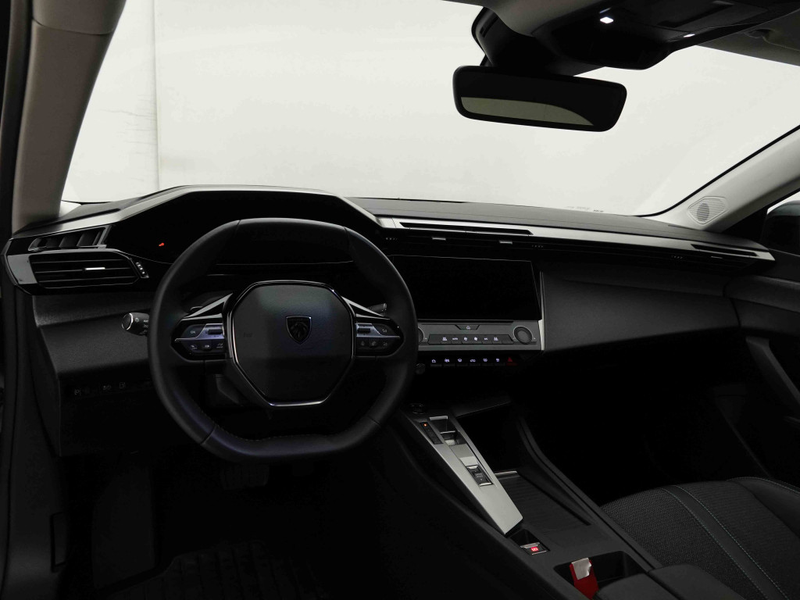 Peugeot 408 PHEV 225 | EV Range 60km | Allure | GPS | LED | Keyless | Camera — photo 8