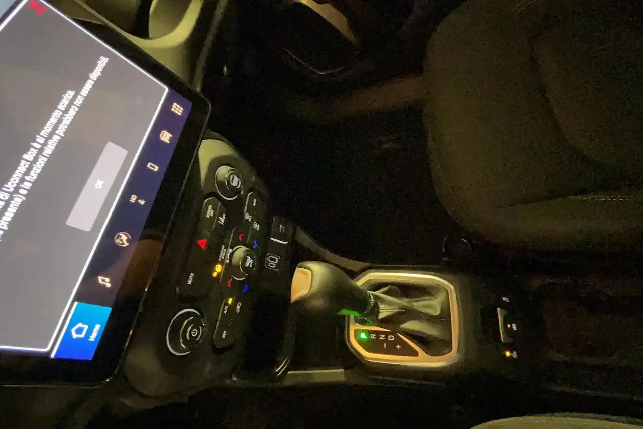 Jeep Renegade Renegade 1.5 turbo t4 mhev Altitude 2wd 18