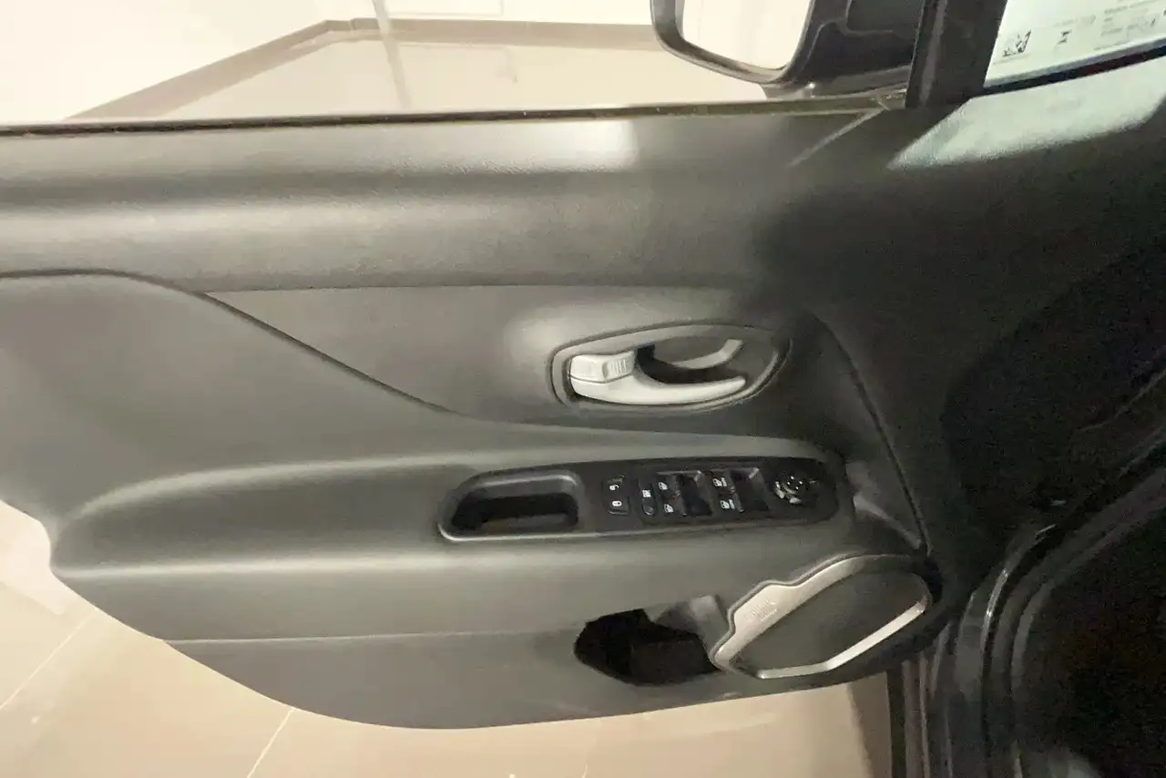 Jeep Renegade Renegade 1.5 turbo t4 mhev Altitude 2wd 19