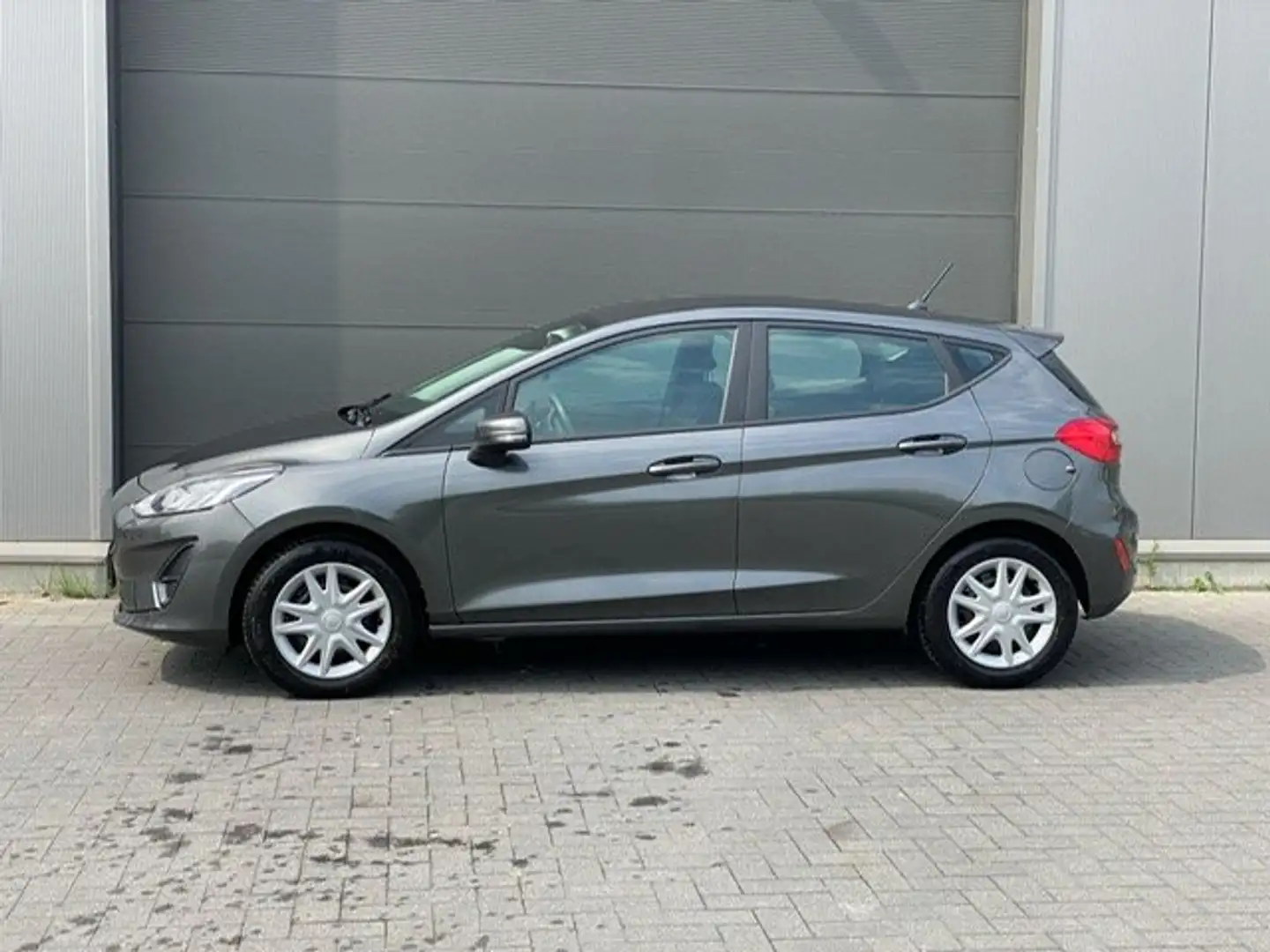 Ford Fiesta 1.1i Business Class (EU6.2) Grigio - 2